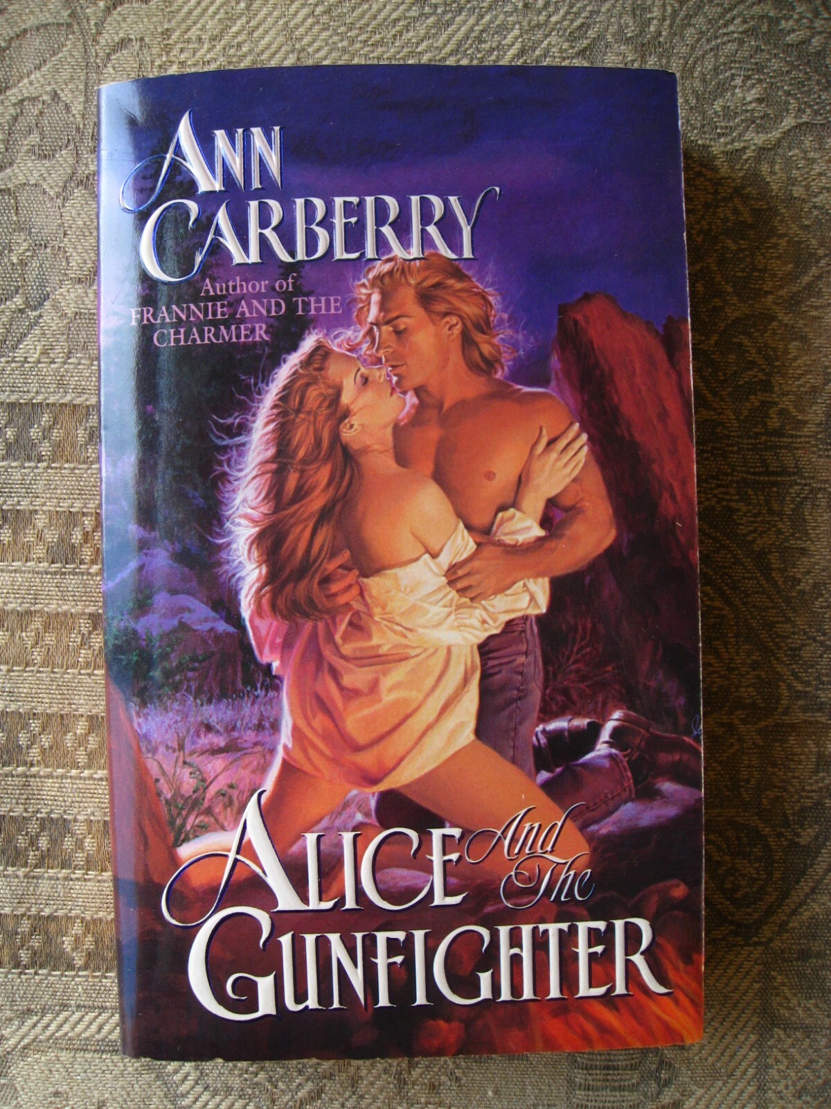 Ann Carberry – Alice and the Gunfighter – 1996 – paperback