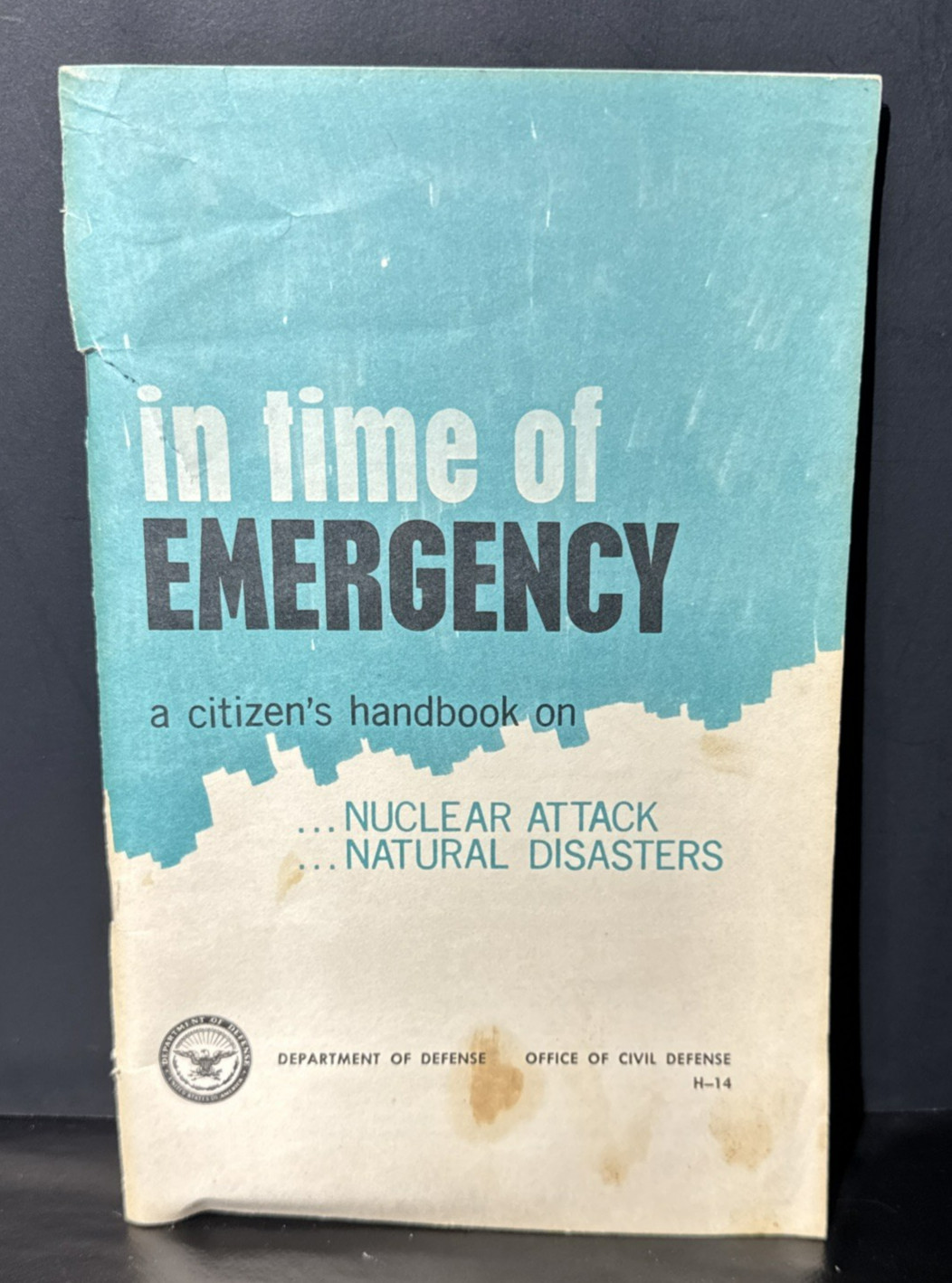 VTG 1968 Emergency book Nuclear Attack – Natural Disaster DOD Dept of Defense