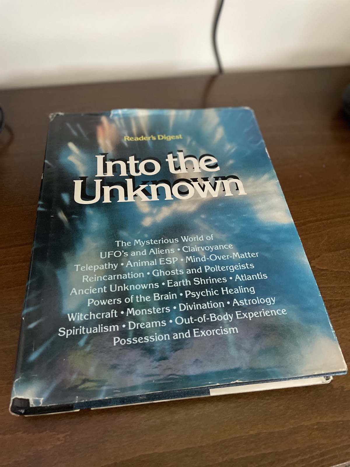 UFO’s, Aliens, Psychic Reader’s Digest “Into the Unknown” Hardcover
