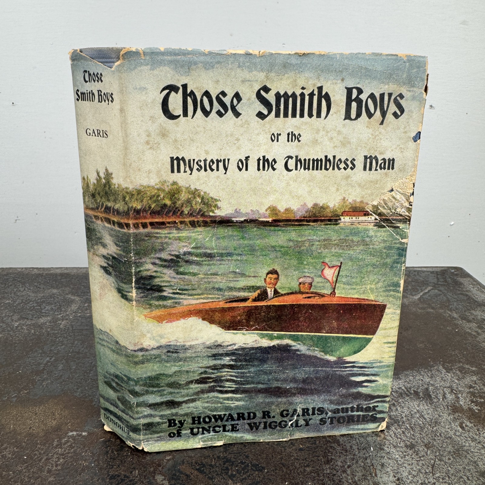 THOSE SMITH BOYS Mystery of the Thumbless Man by Howard R Garis HC/DJ 1910