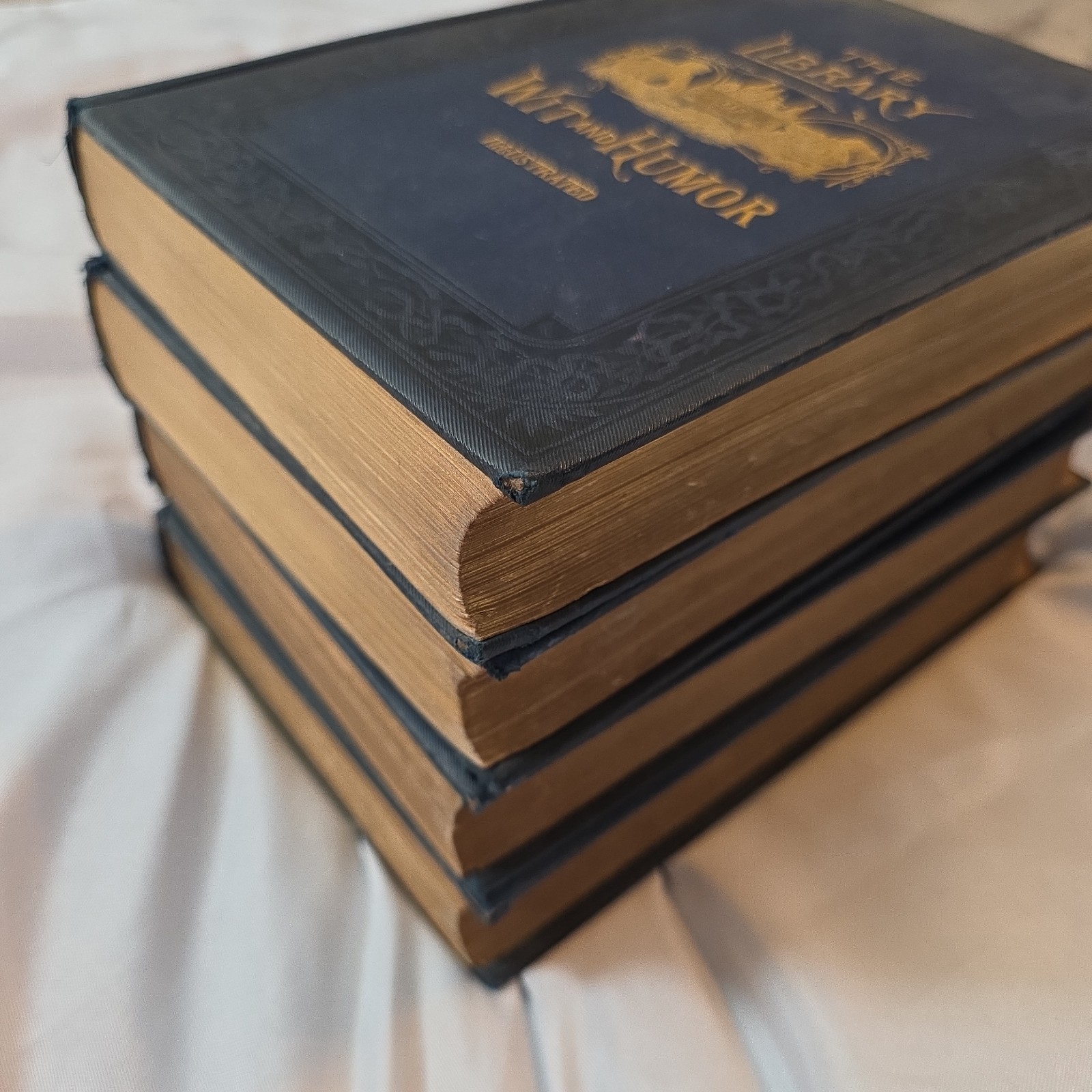 Vintage 1894 THE LIBRARY OF WIT AND HUMOR Lot 4 Volumes 1, 2, 4, 5 Antique Gilt