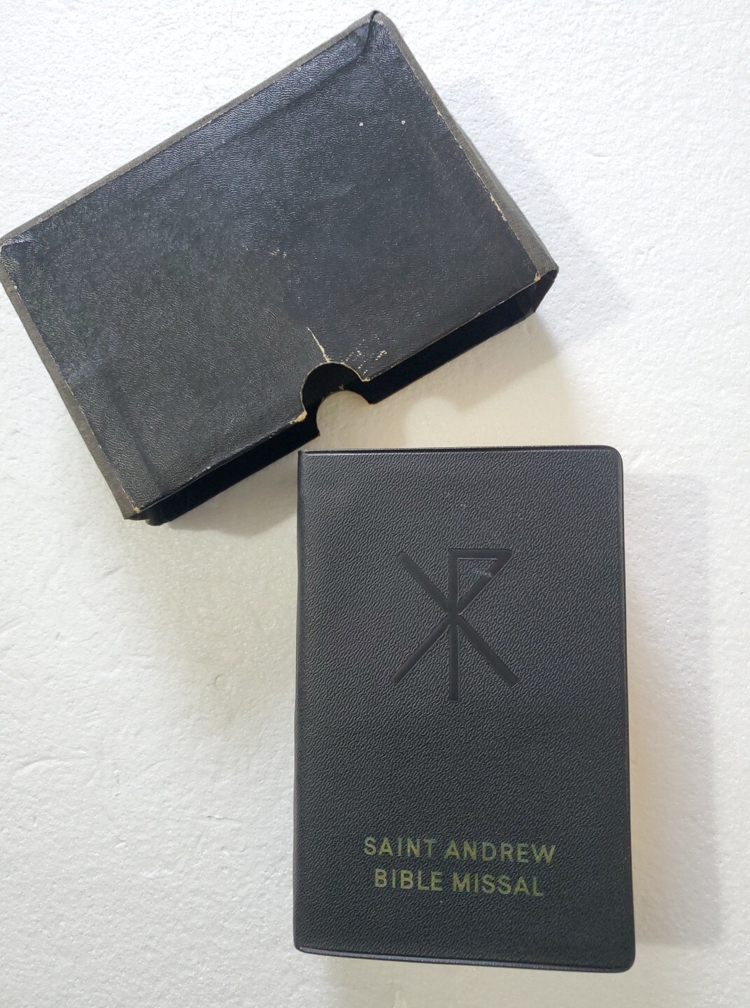 Vintage Saint Andrew Bible Missal 1965 with Slip Case – Belgium
