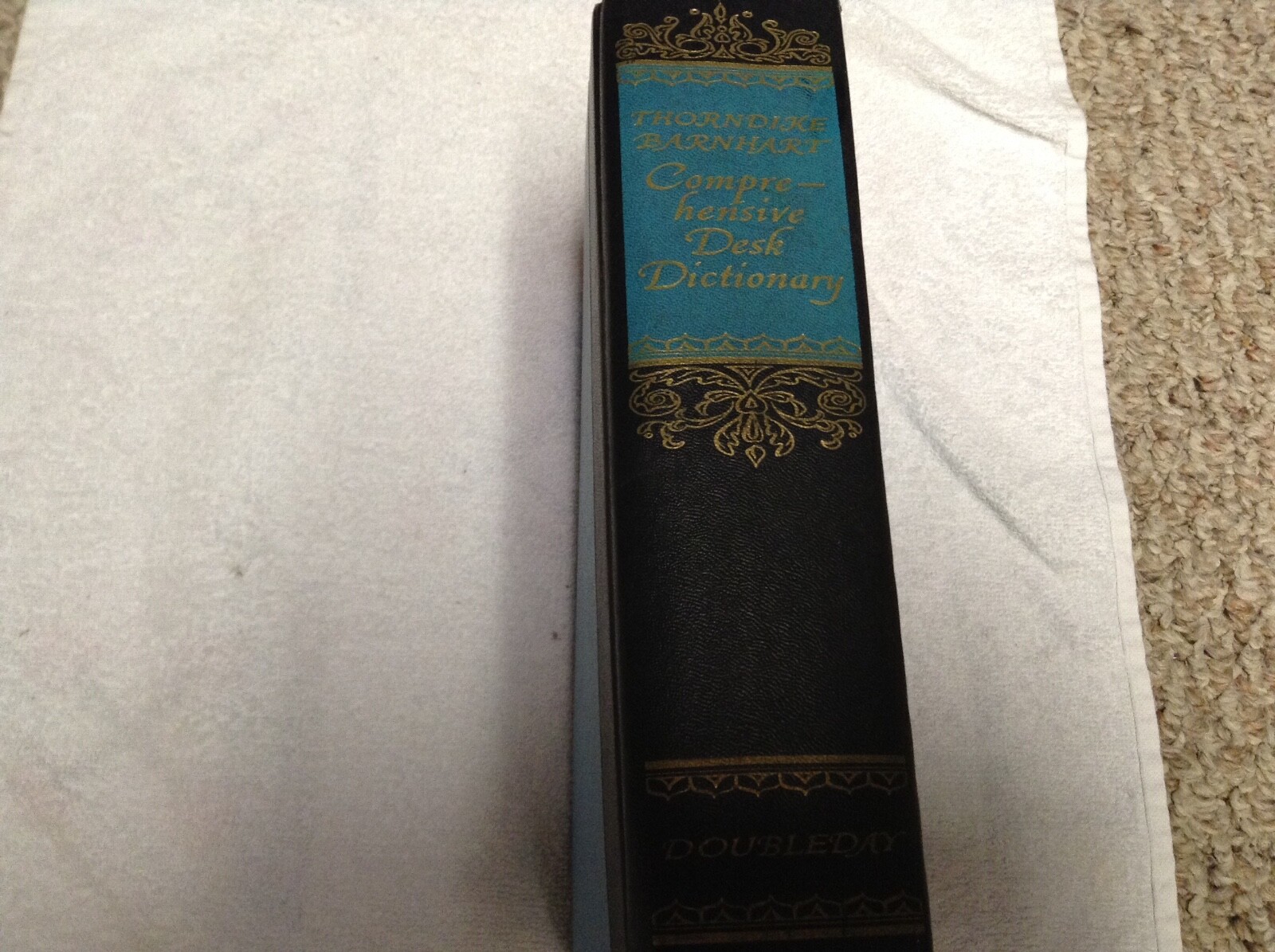 Thorndike Barnhart Comprehensive Desk Dictionary 1965 Doubleday Bk Club FREE S&H