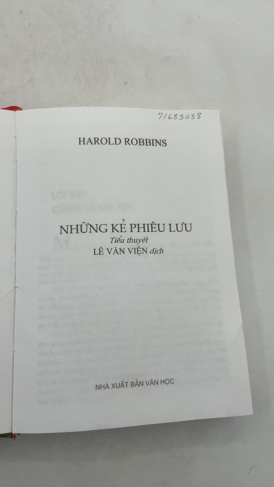 Nh?ng K? Phiêu L?u Harold Robbins Hardcover
