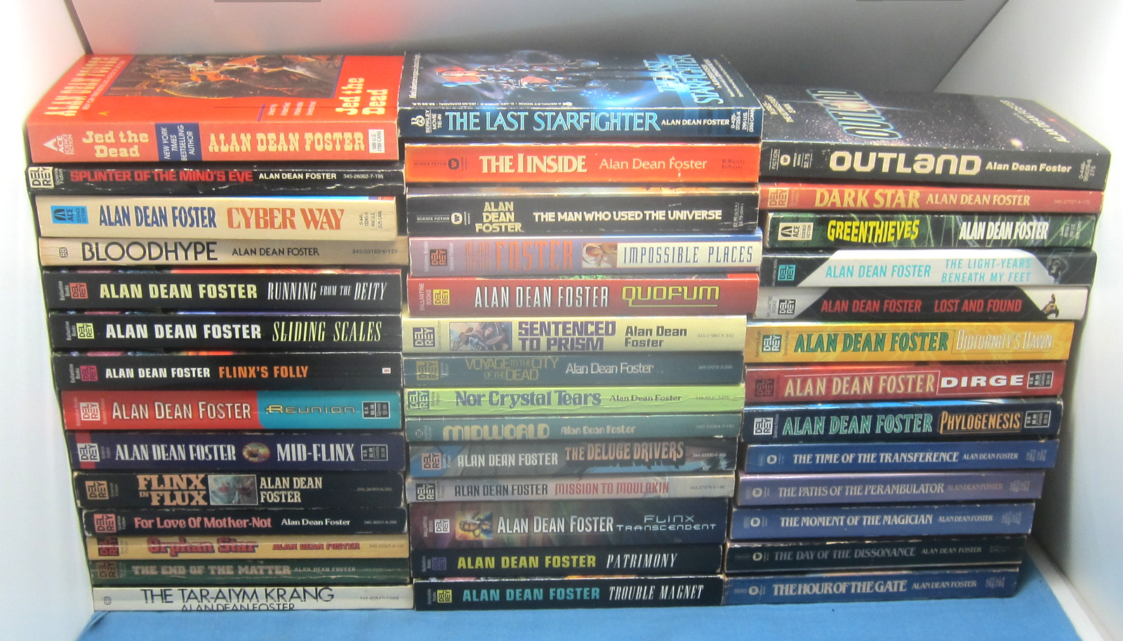 ALAN DEAN FOSTER Lot of 41 Books Pip & Flinx Icerigger Spellsinger PBs