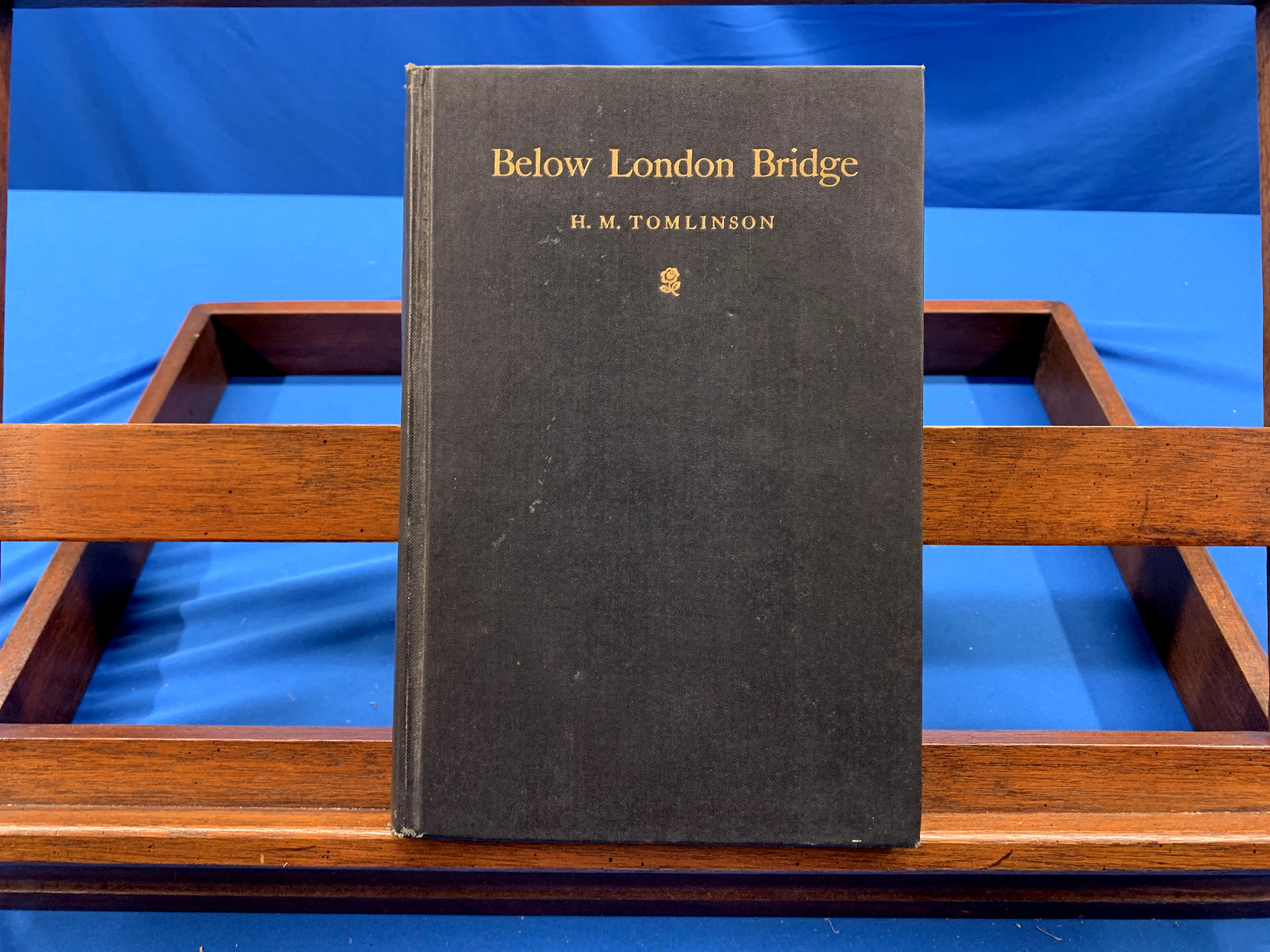 Below London Bridge- H.M. Tomlinson, 1935