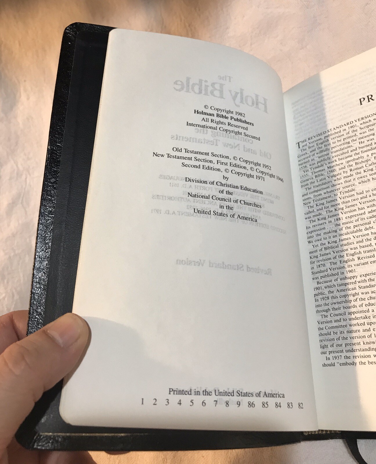 HOLY BIBLE REVISED STANDARD VERSION RSV Black Color Bonded Leather 1982 NEW