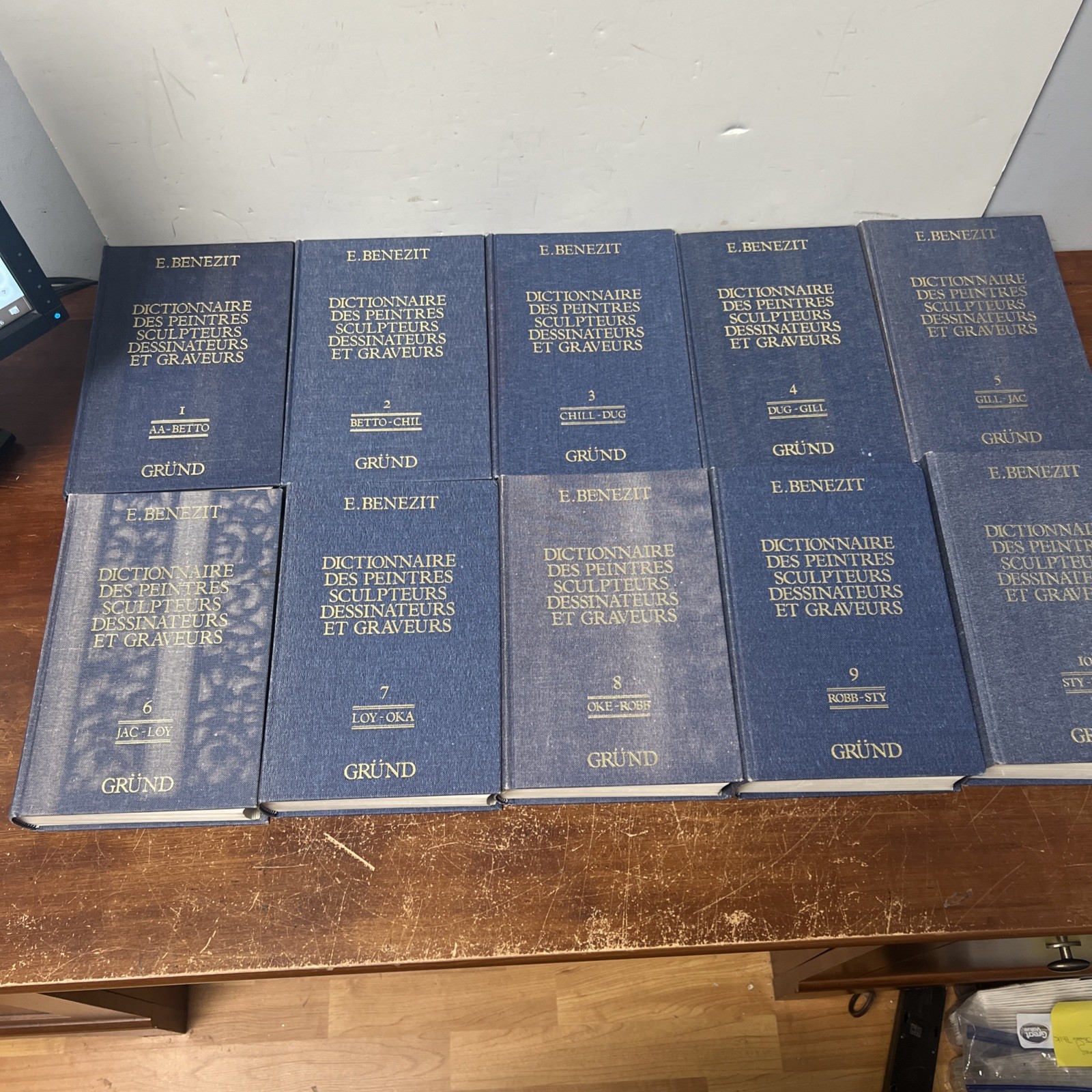 E. Benezit 10 Volume HC Set Dictionary Painters Sculptors etc 1976 France Grund