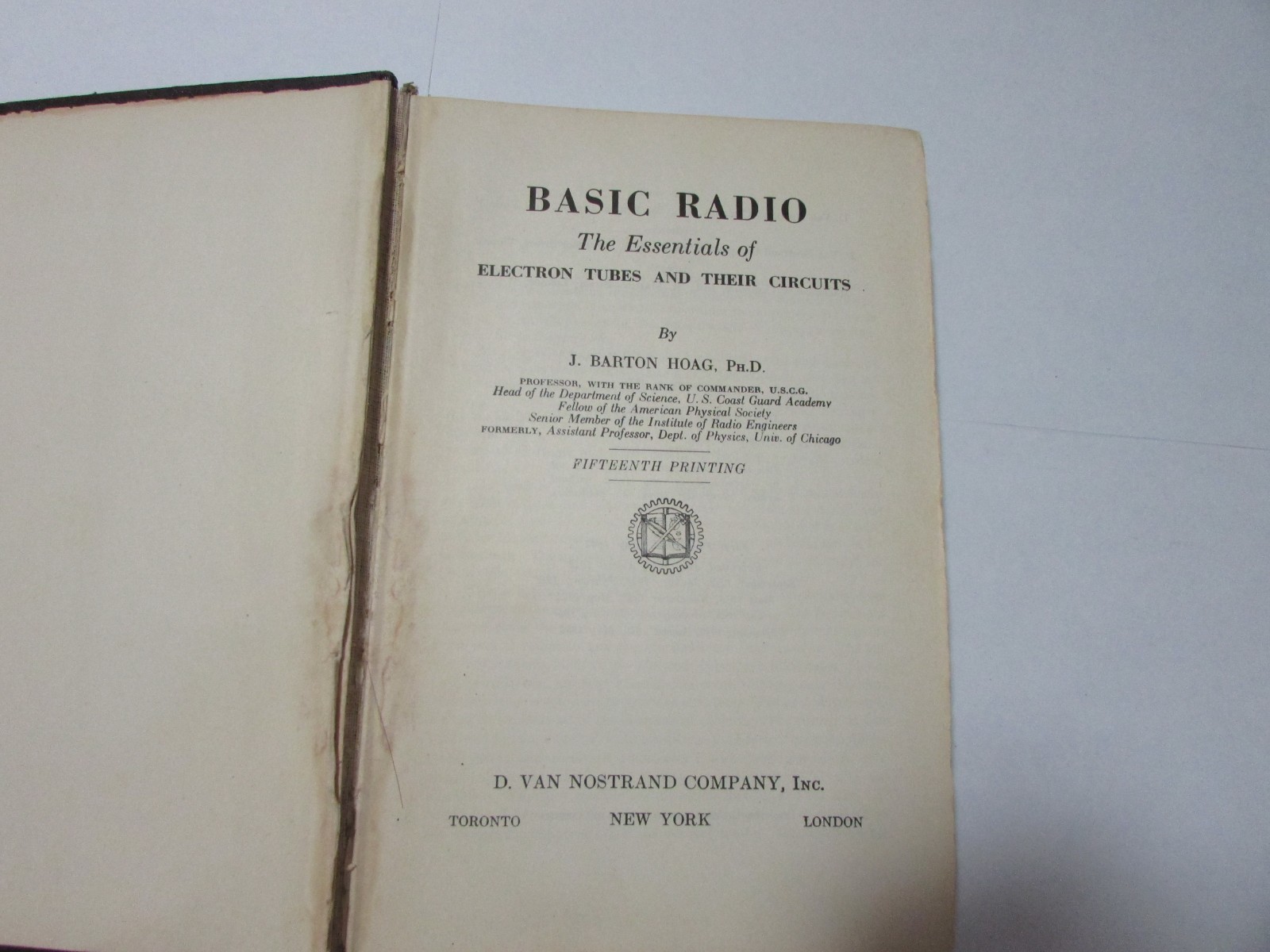 Basic Radio – 1952 – J. Barton Hoag – D. Van Nostrand Company Inc