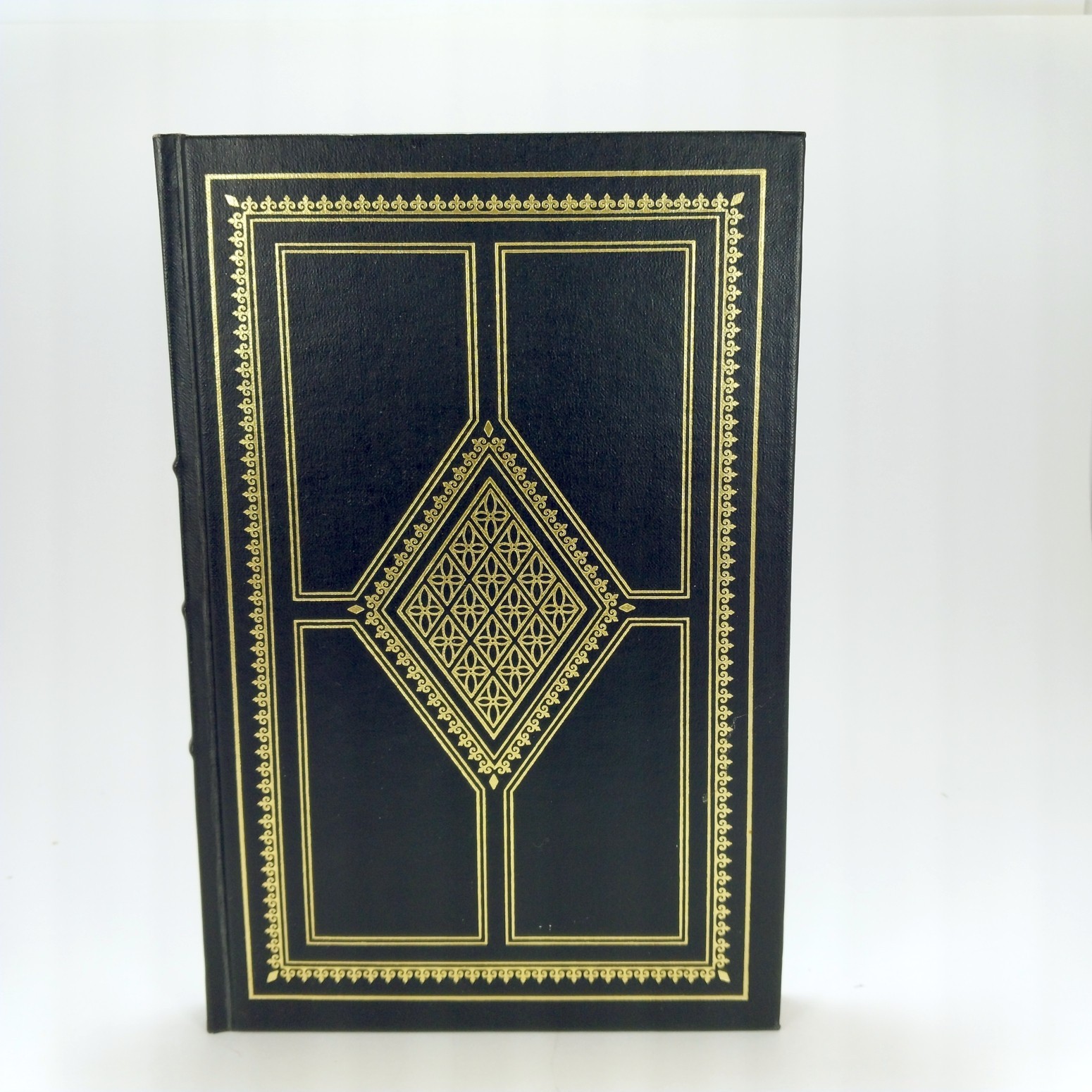 Candide Voltaire Franklin Library 1979 Leatherette Edition Gilt Edges 3 Hubs