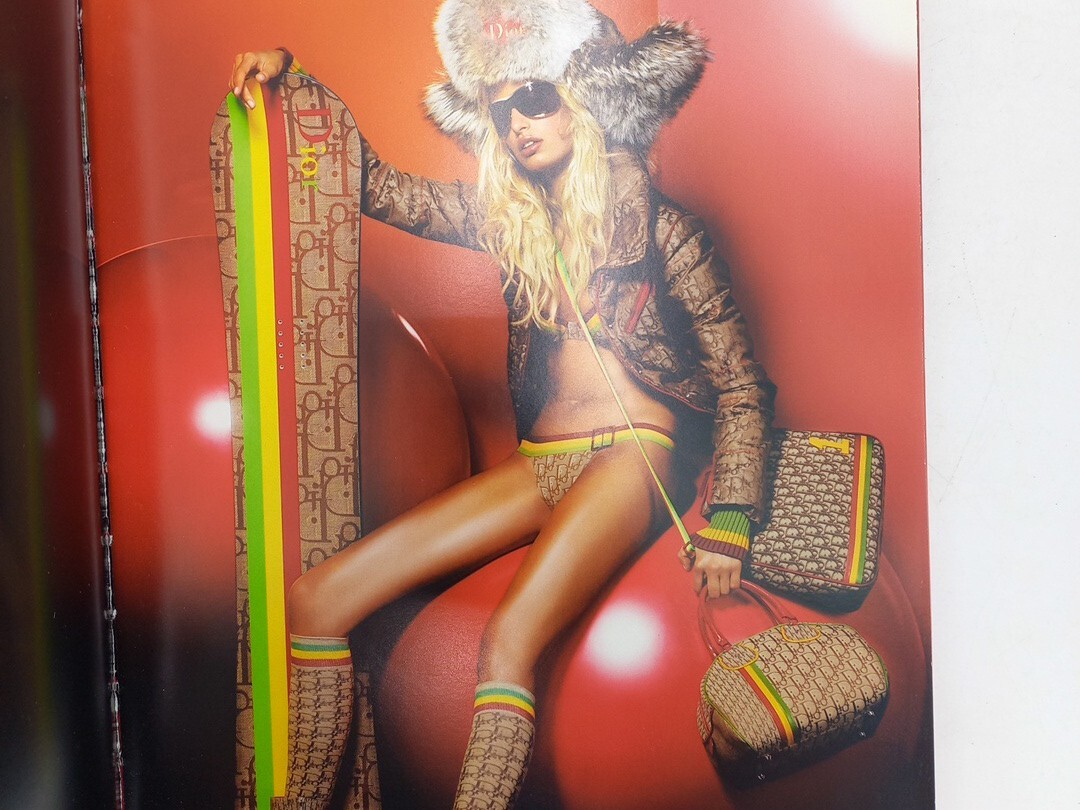 DIOR Fall Winter Collection 2004 JOHN GALLIANO Karolina Kurkova HC/DJ