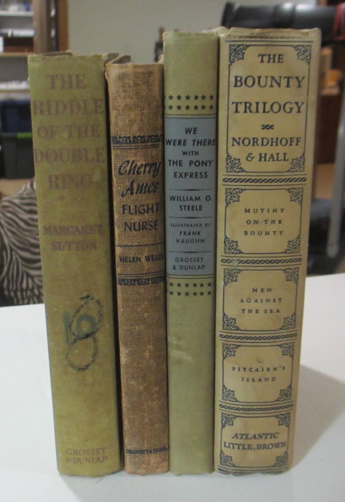 DECOR Book lot 4 Library Shelf Display Vintage Classics Beige Brown Shades
