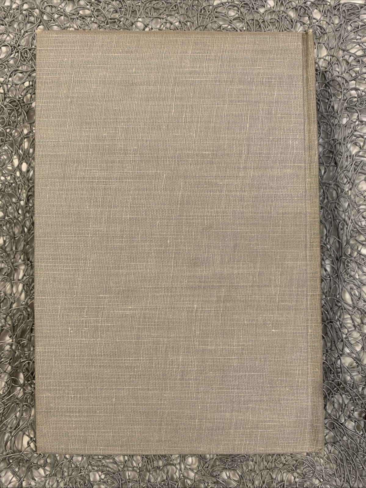 Montaigne : Selected Essays : Modern Library (HC) : Vintage