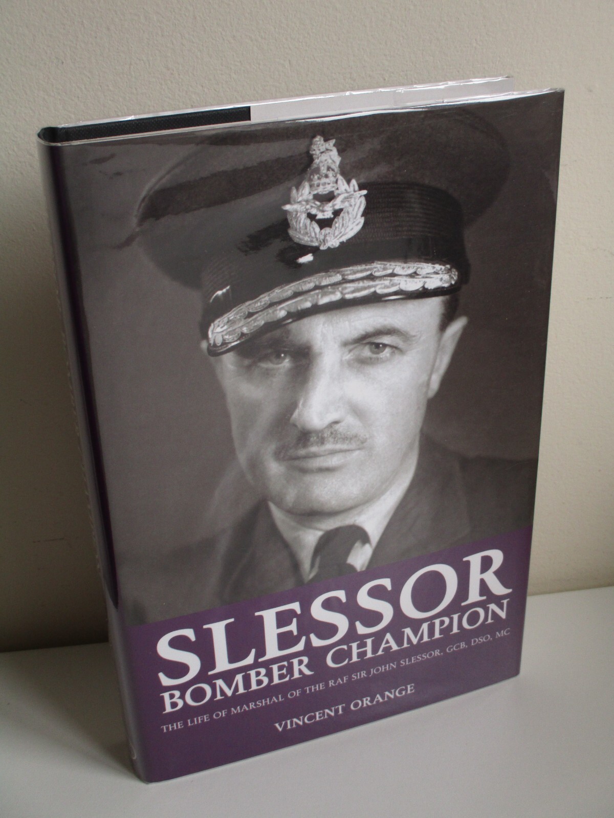 2006 1st SLESSOR BOMBER CHAMPION Vincent Orange RAF Sir John Slessor FINE HB D/J