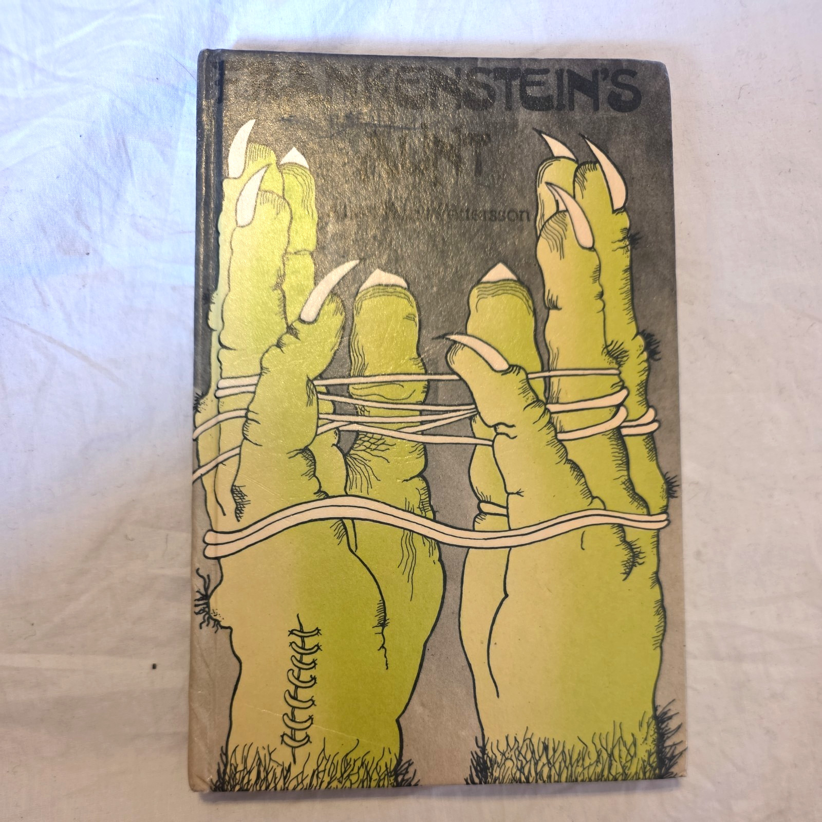 Framknstein’s Aunt | Allan Rune Pettersson UK New Windmill 1st ed. hardback 1982