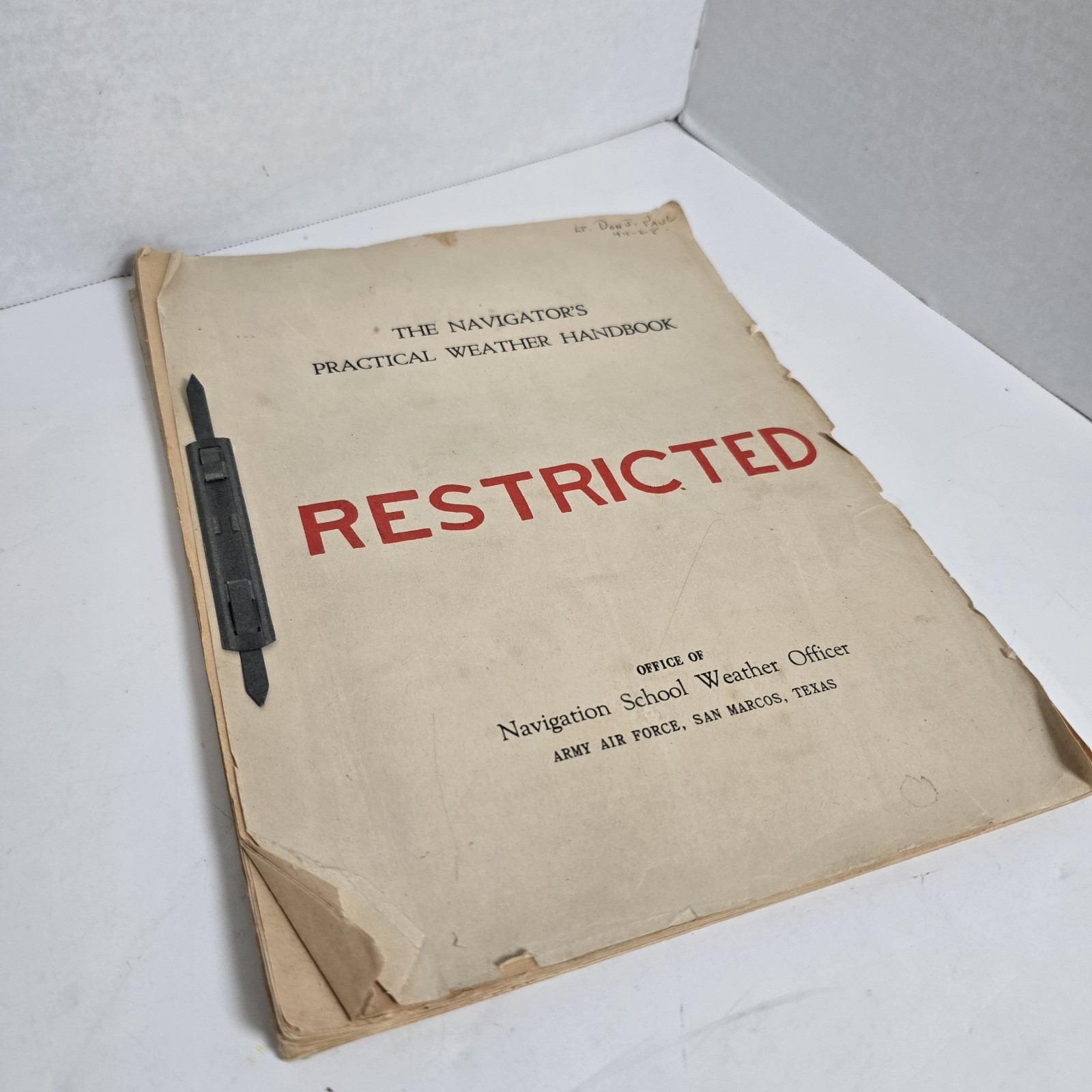 Army Air Force „The Navigator’s Practical Weather Handbook“ RESTRICTED WWII VTG