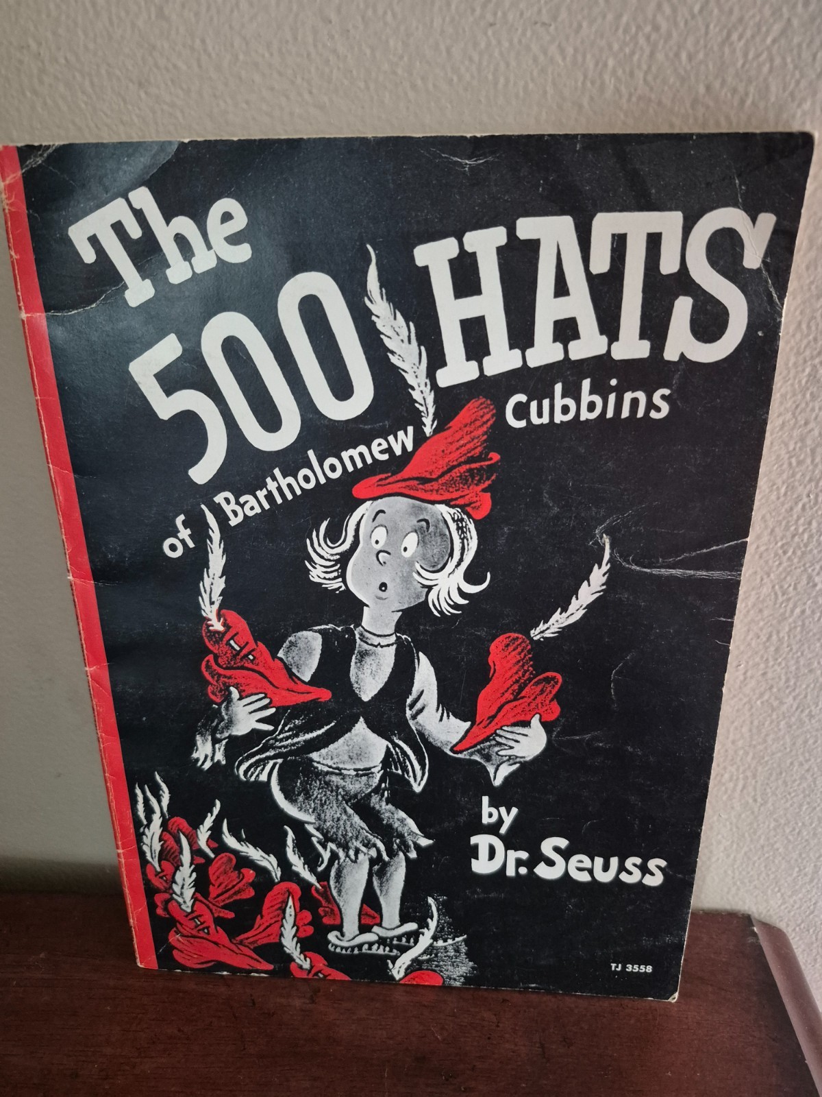 Dr. Seuss The 500 Hats of Bartholomew Cubbins PAPERBACK 1st Edition 1966