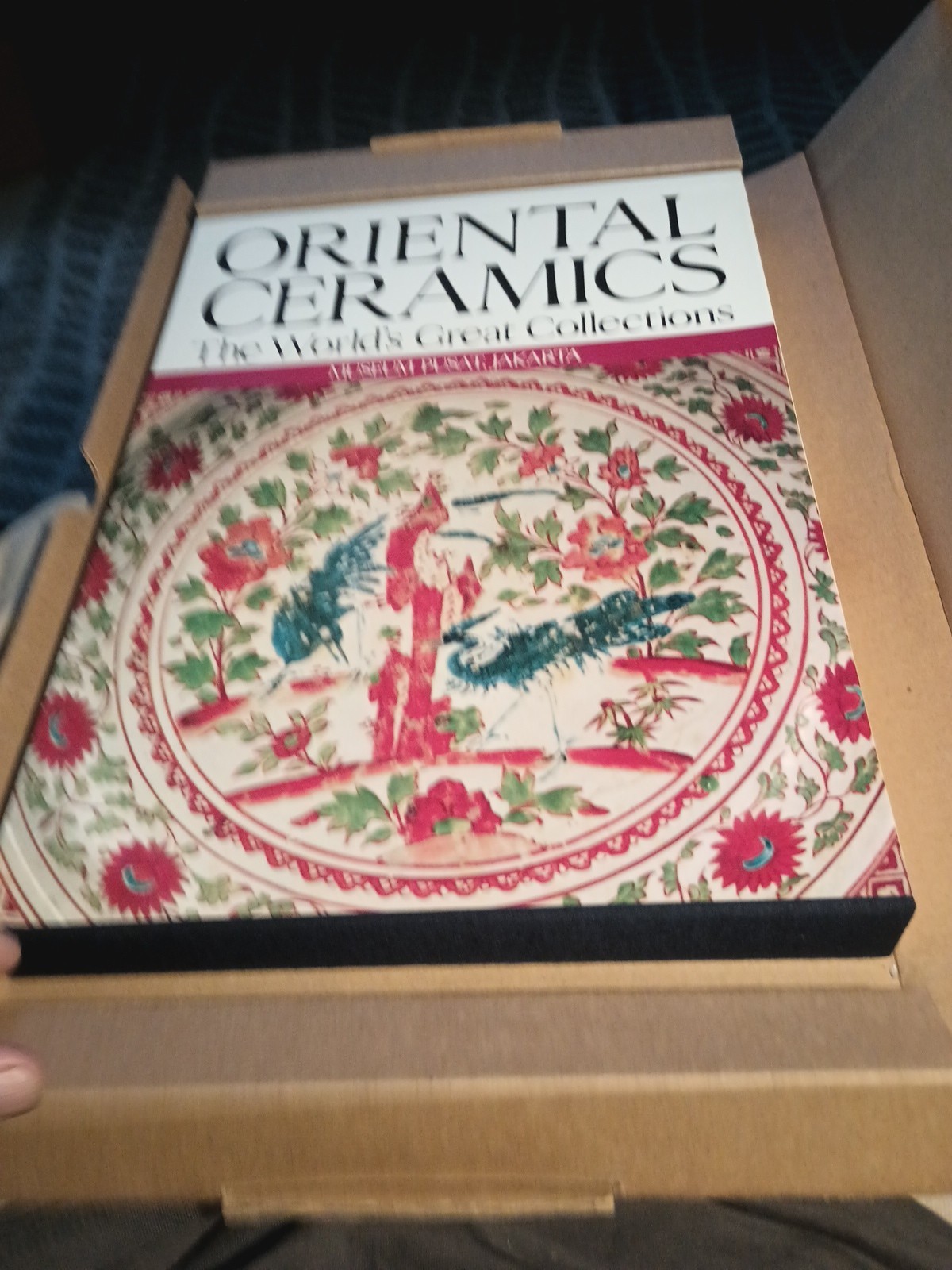 Oriental Ceramics Kodansha Pusat Museum Jakarta Chinese Asian Vases Book Japan