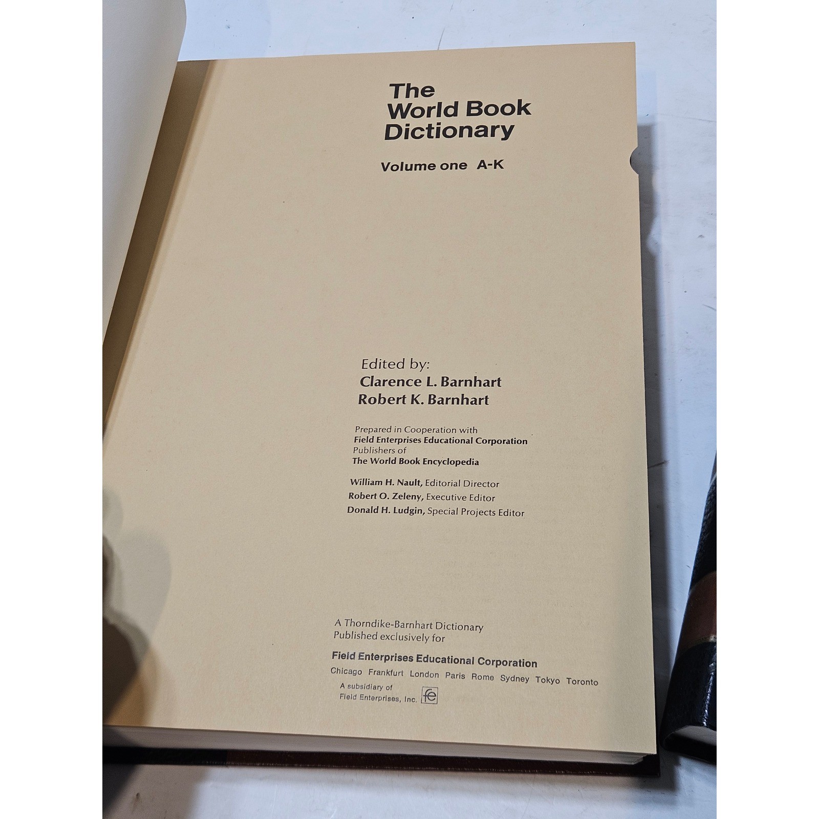 The World Book Dictionary 2 Volume Set World Book Thorndike Barnhart 1977 Ed