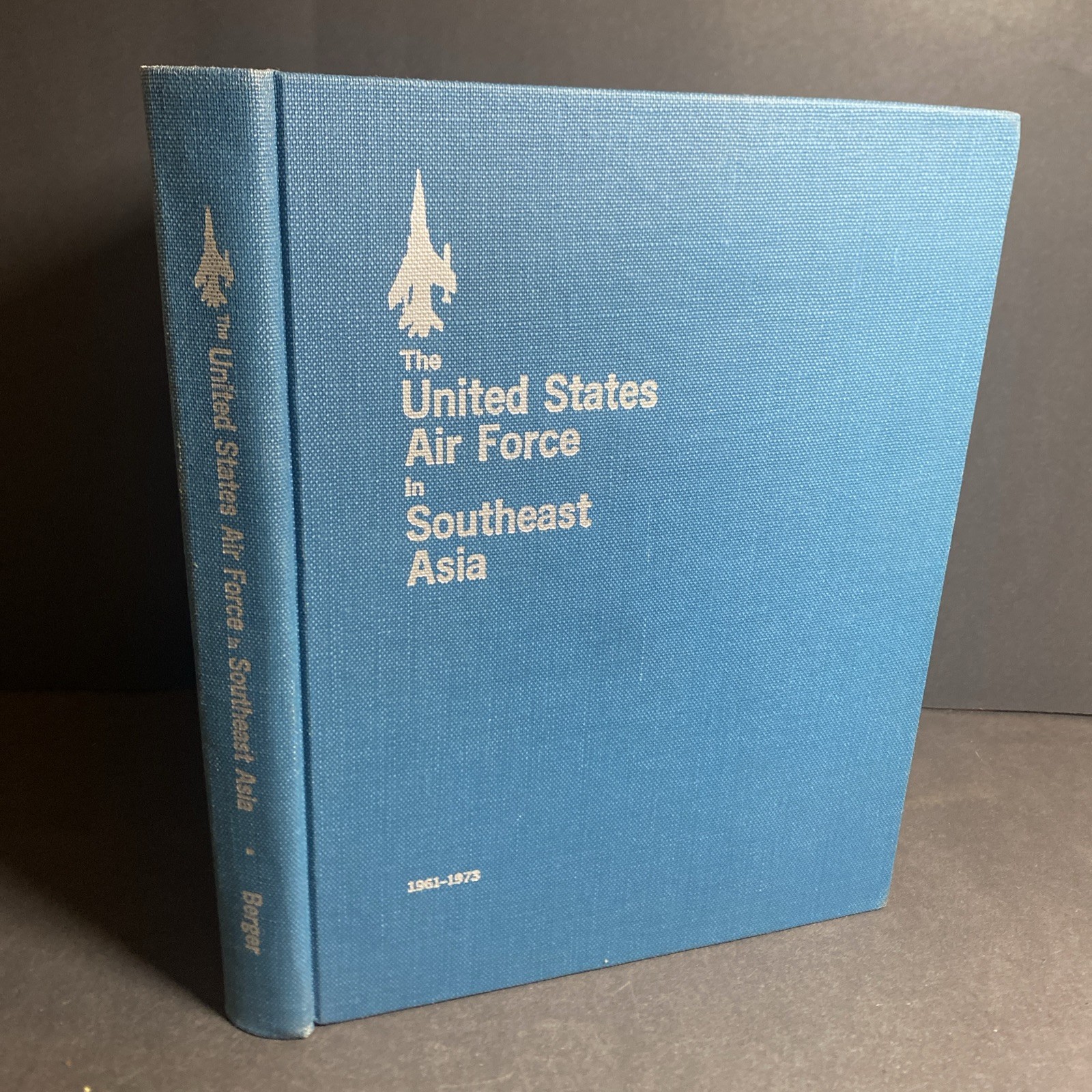 Military History: United States Air Force in Southeast Asia 1961-1973 / FKY