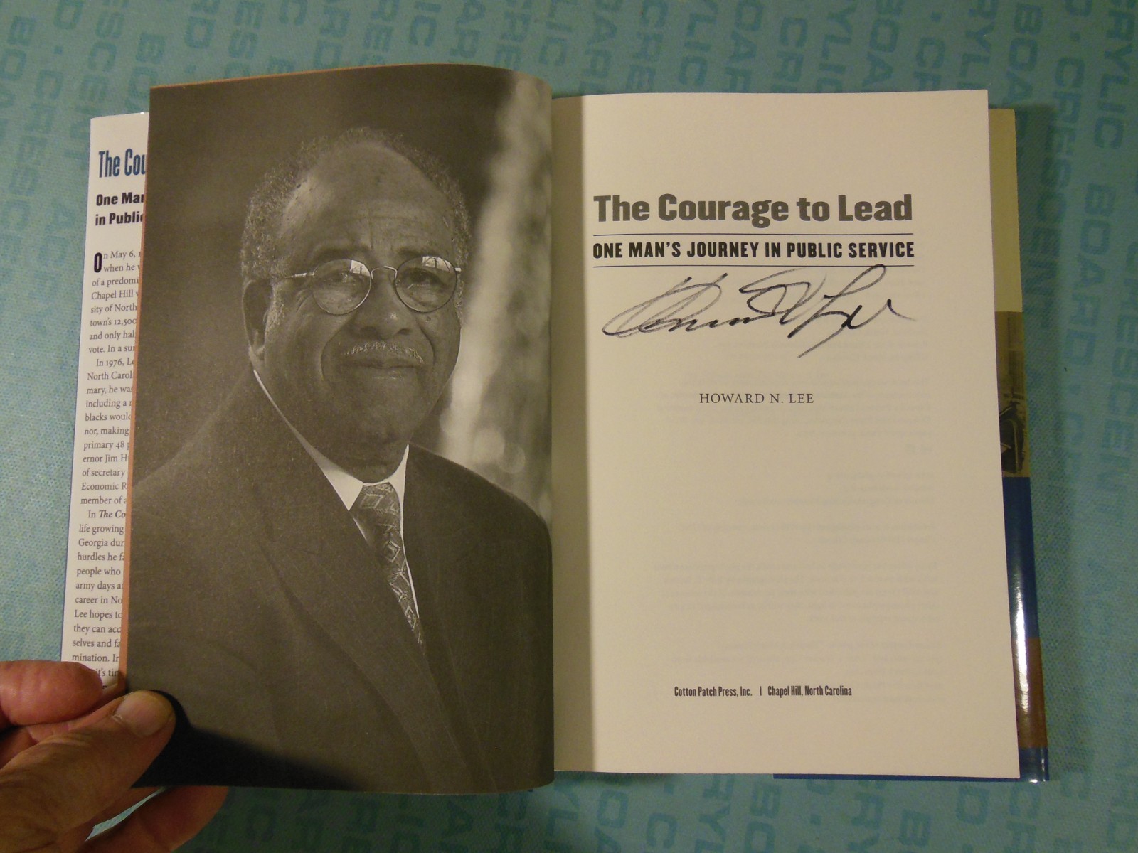 Howard N. Lee memoir, 2008, mayor of Chapel Hill NC, signed, Courage to Lead