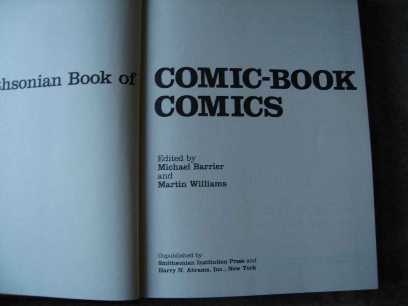 Michael Barrier, Martin T Williams – A Smithsonian Book of Comic-Book Comics