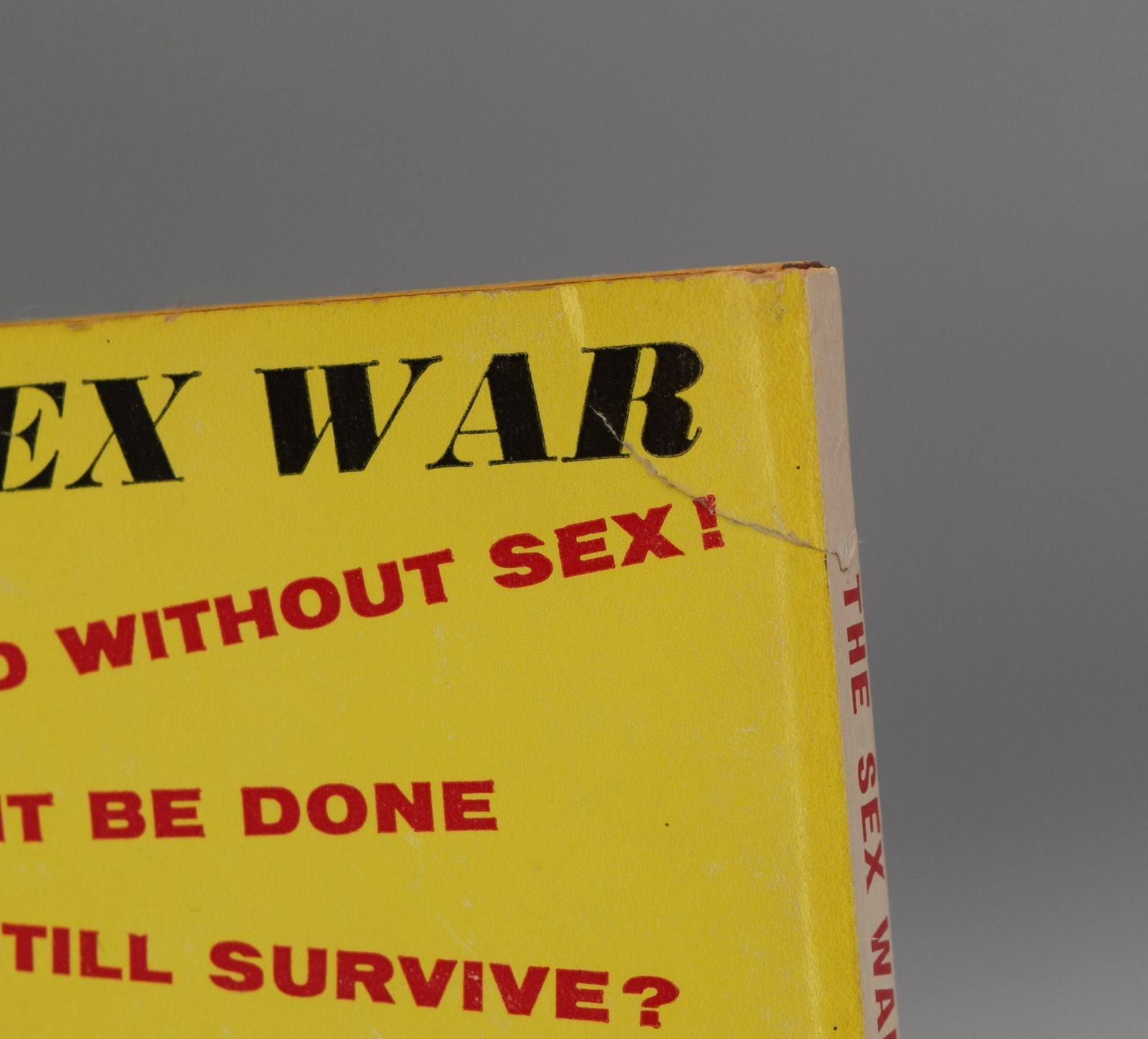 Sam Merwin 1960 The Sex War Between the Sexes Beacon Book BB 284 Pulp Paperback
