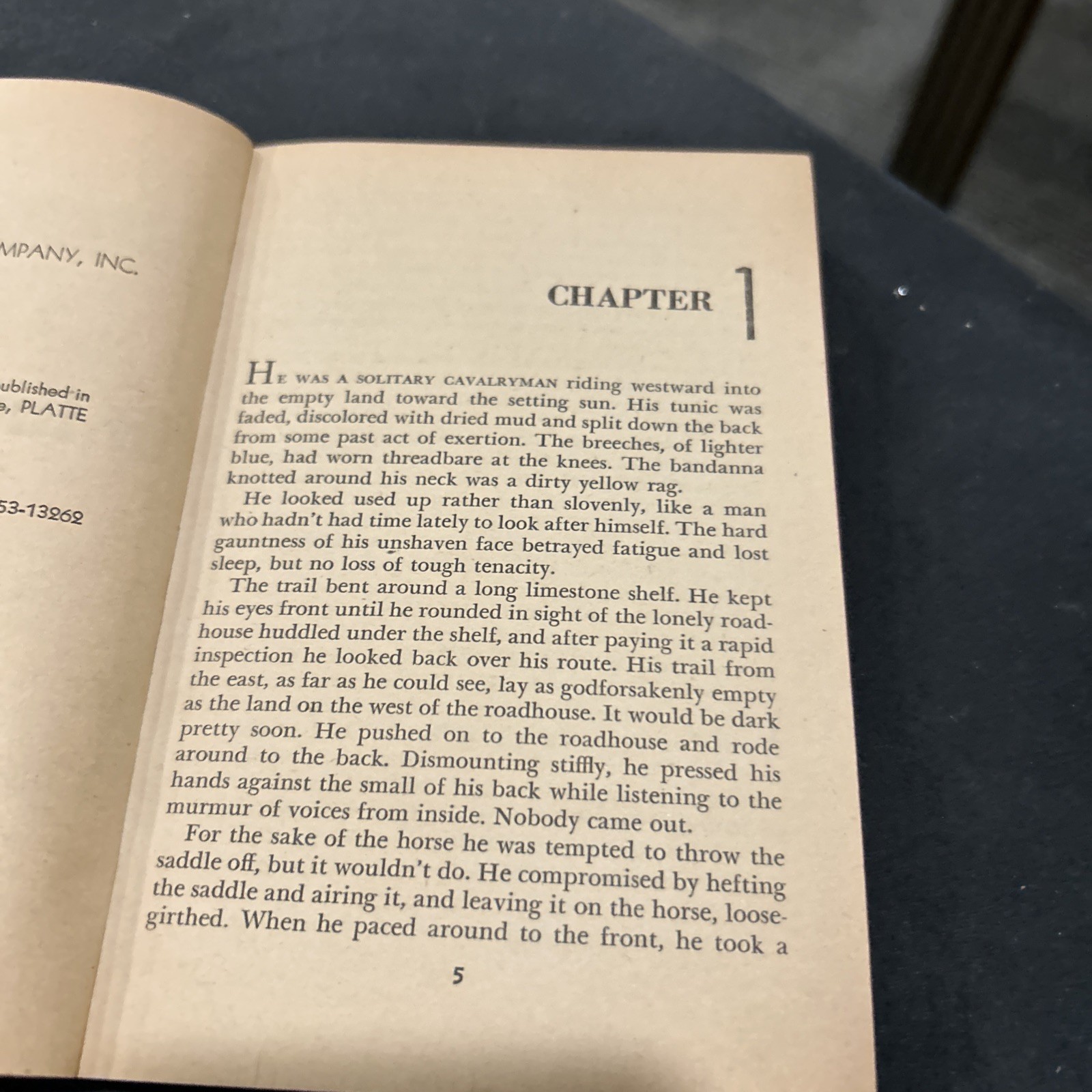 UNREAD Dell FIRST EDITION #11: ARROW IN THE DUST l.l. foreman 1954