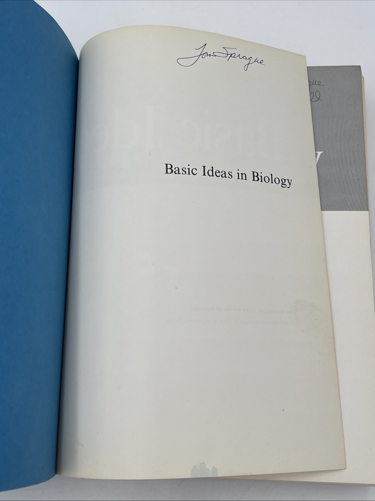 Basic Ideas In Biology By Edwin A. Phillips 1971 First Edition Hardcover Book