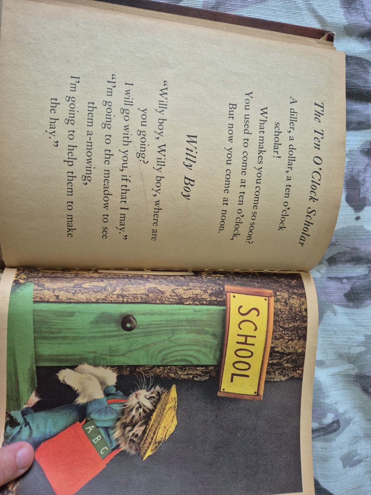Vintage The Little Kittens Nursery Rhymes 1941 Rand McNally Elf Book