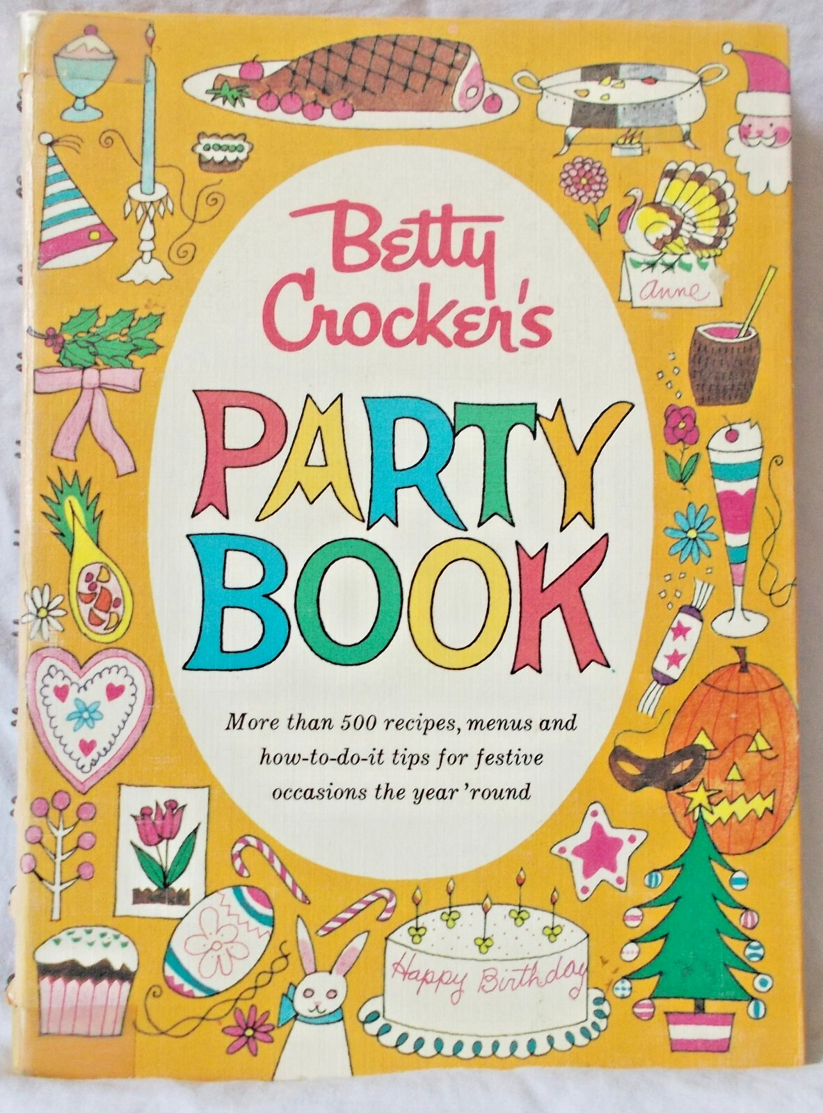 Betty Crocker’s Party Book; 1960, 2nd printing. Recipes, menus and tips