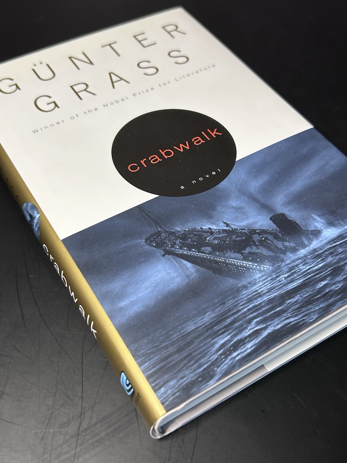 GUNTER GRASS / CRABWALK / 1ST US EDITION 1ST PRINT HCDJ 2002 VG+ / TRANS GERMAN