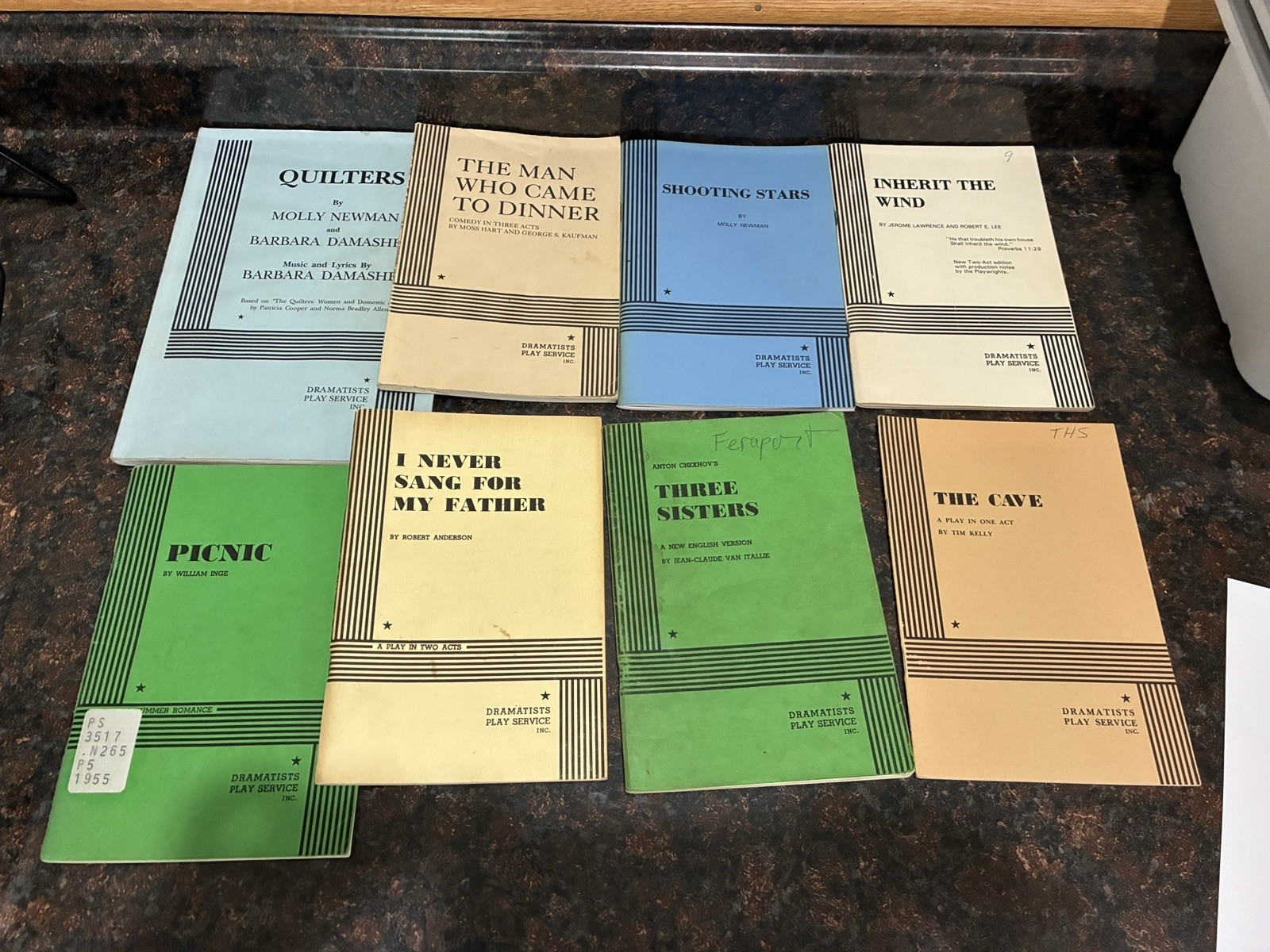 Dramatists Play Service, Dramatic Publishing, Samuel French+ Lot of 19 Plays