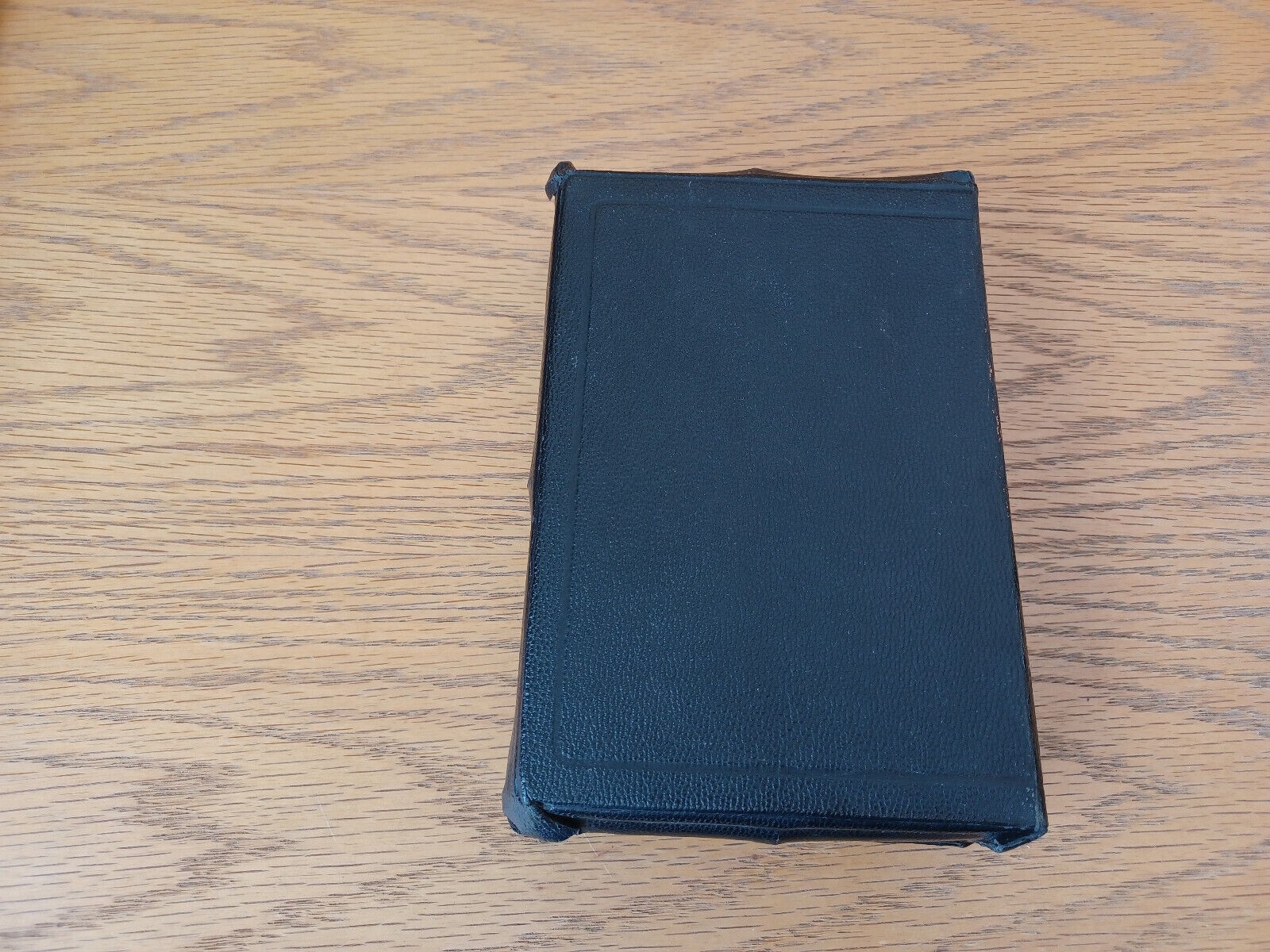 Holy Bible Self Pronouncing Authorized King James Version National Bible Press