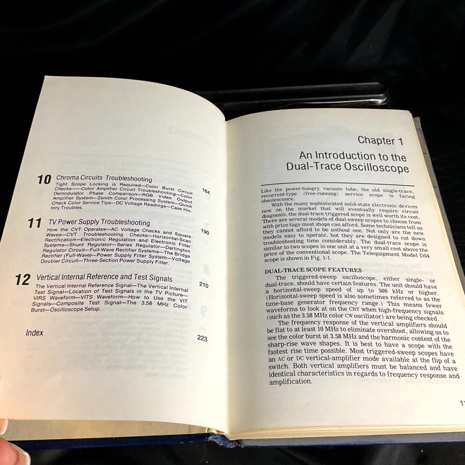 Troubleshooting with the Dual-Trace Scope Robert L. Goodman 1976 Illustrated