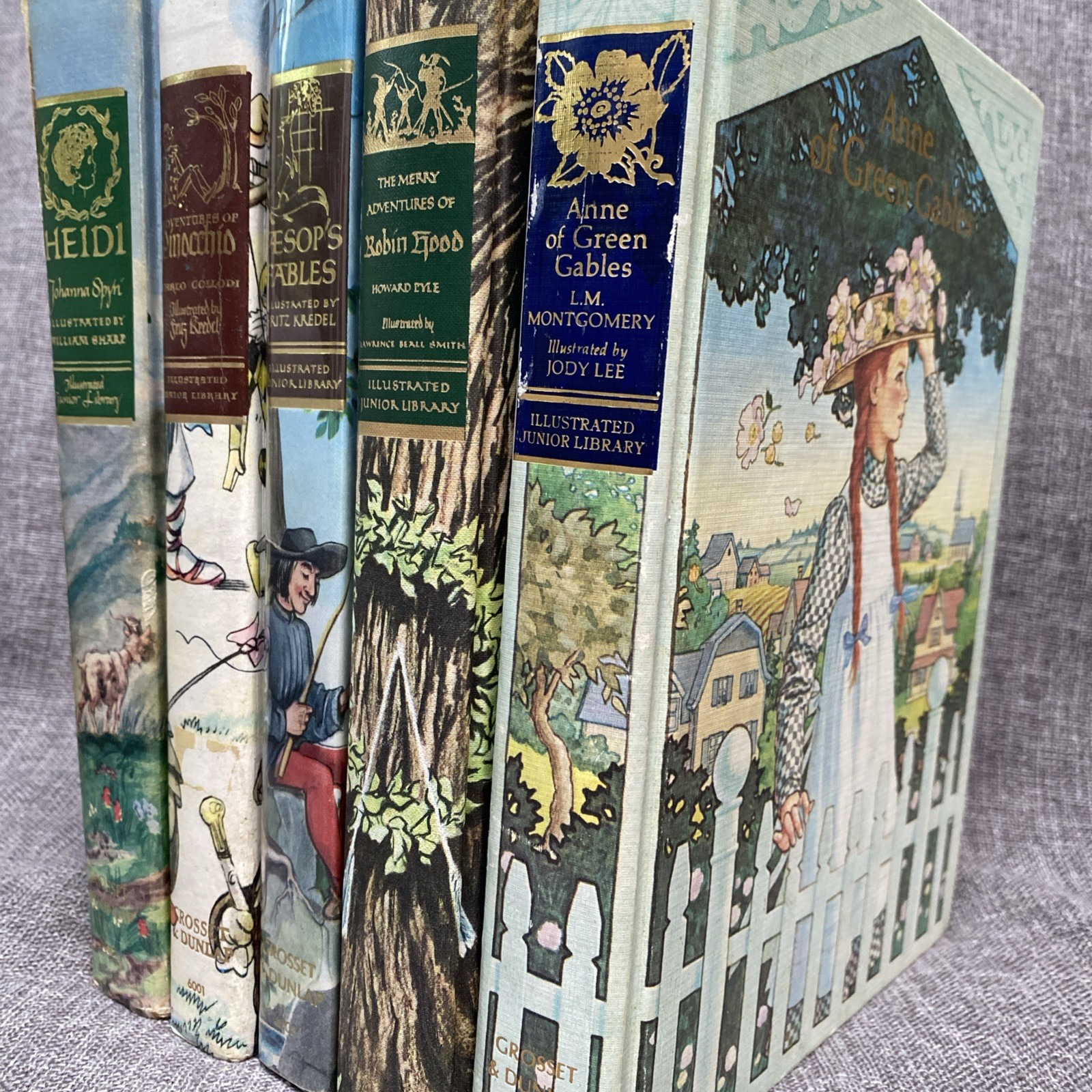 Lot of 5 ILLUSTRATED JUNIOR LIBRARY Edition Books Series Grosset & Dunlap 1980’s