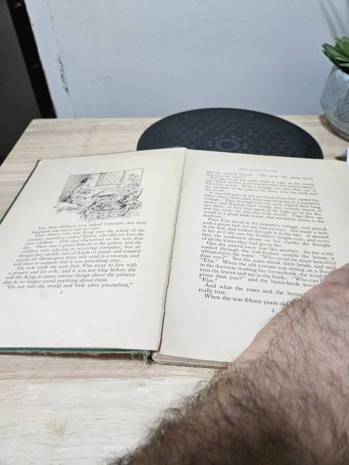 Anderson’s Fairy Tales 1929 Hardcover Book WITH MARKS AS SEEN FLAW BIND