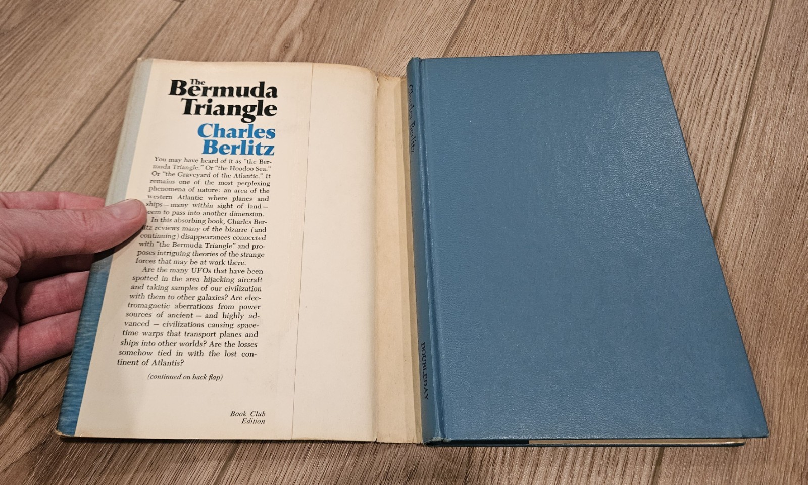 The Bermuda Triangle Charles Berlitz HCDJ 1974 Doubleday First Edition