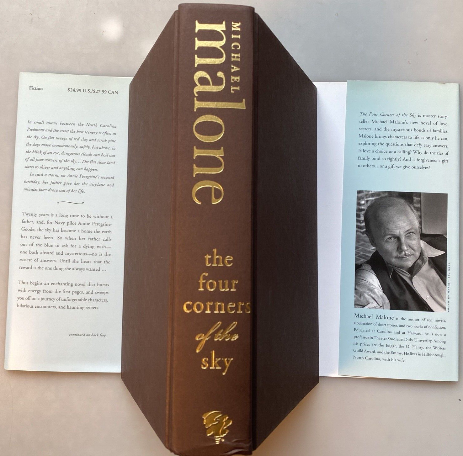 Signed First Edition „the four corners of the sky“ Michael Malone 2009