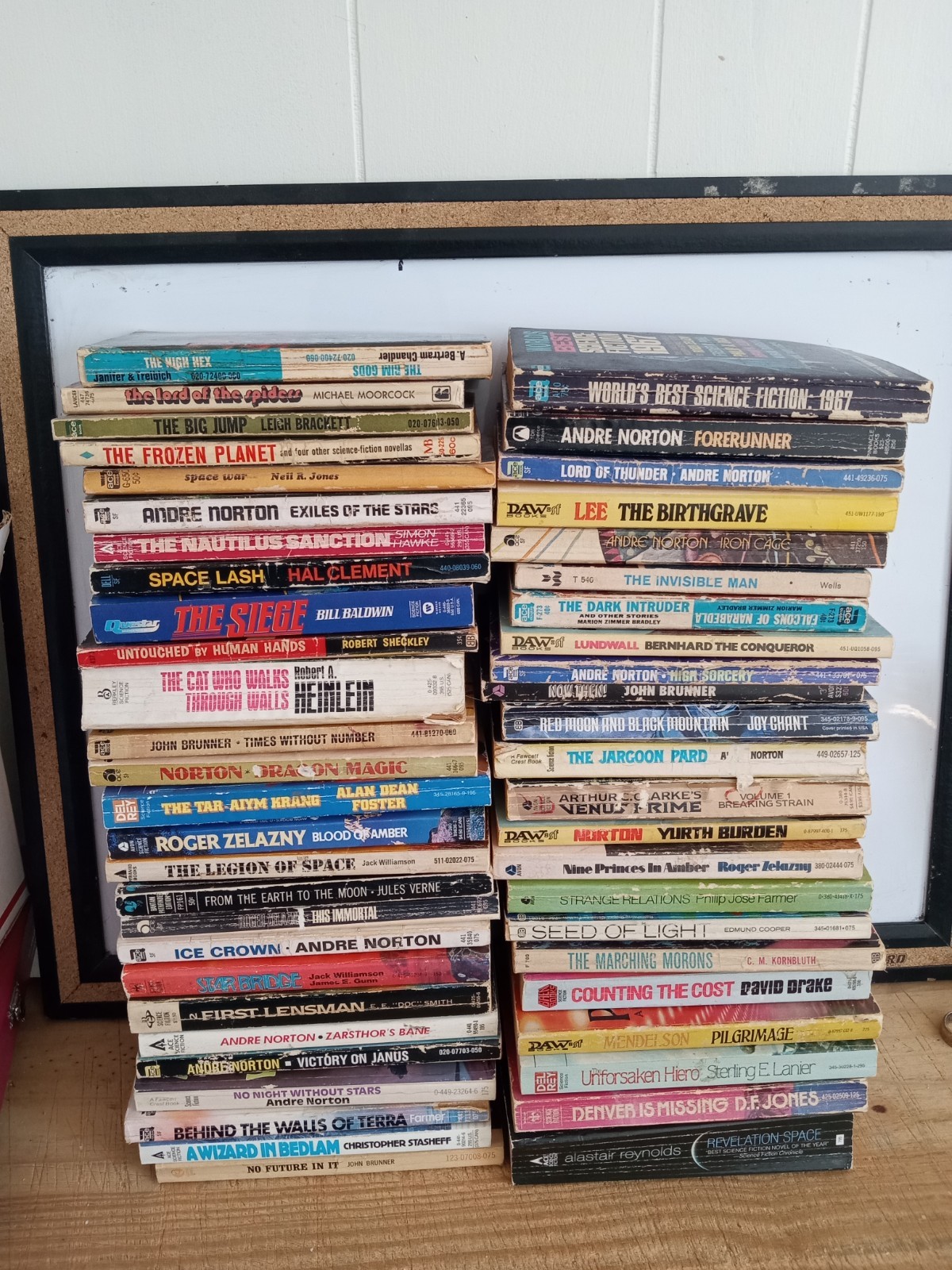 LOT OF 50 VINTAGE SCI/FI FANTASY PAPERBACK.SOME GREAT WRITERS AND WORKS INCLUDED
