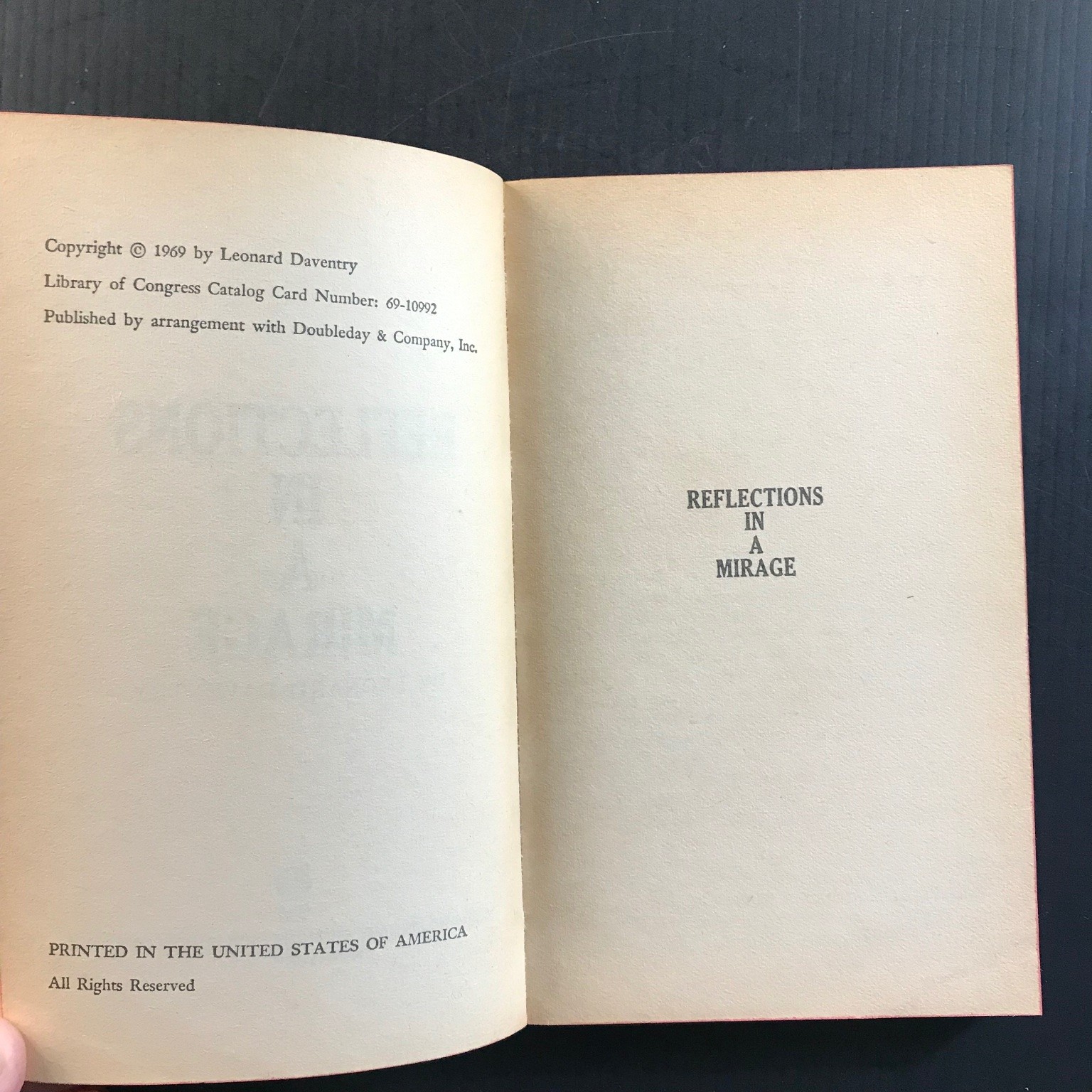 Reflections in a Mirage Leonard Daventry 1969 Science Fiction Paperback Novel