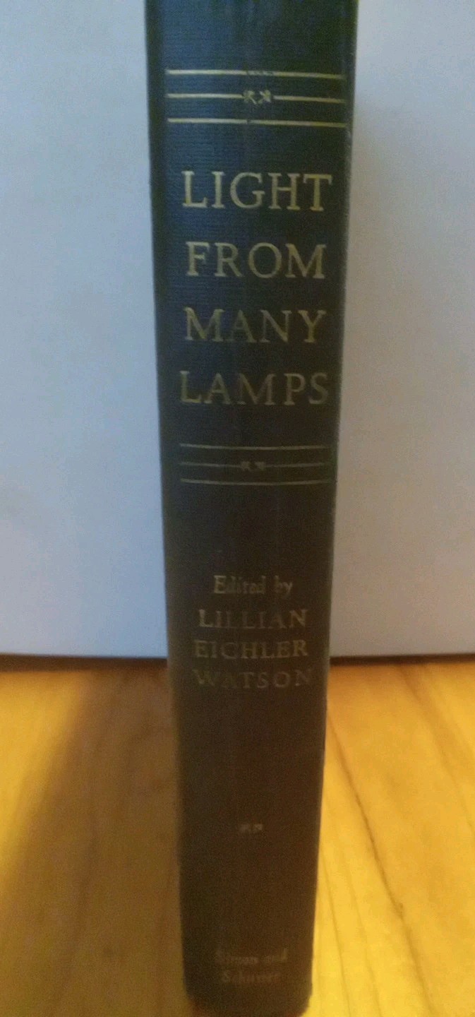 Vintage Book – 1951 „Light From Many Lamps“ by Lillian Eichler Watson, HC