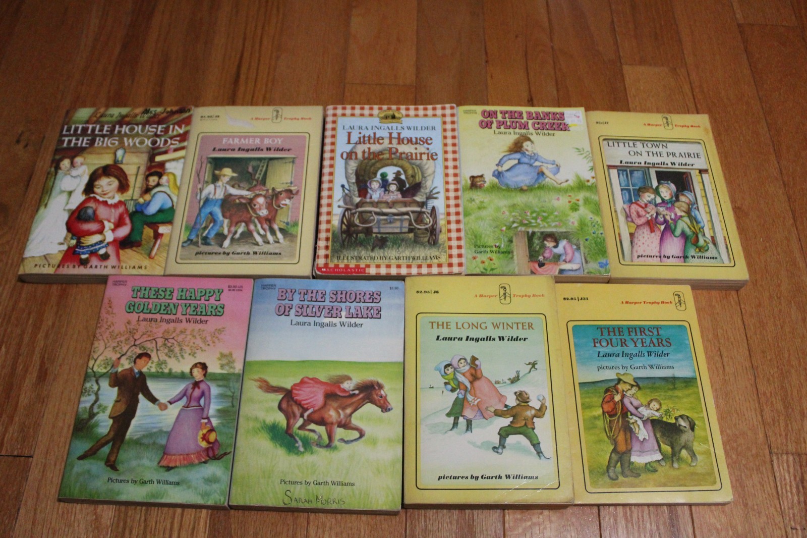 Complete set of LIttle House on the Prairie books Laura Ingalls Wilder