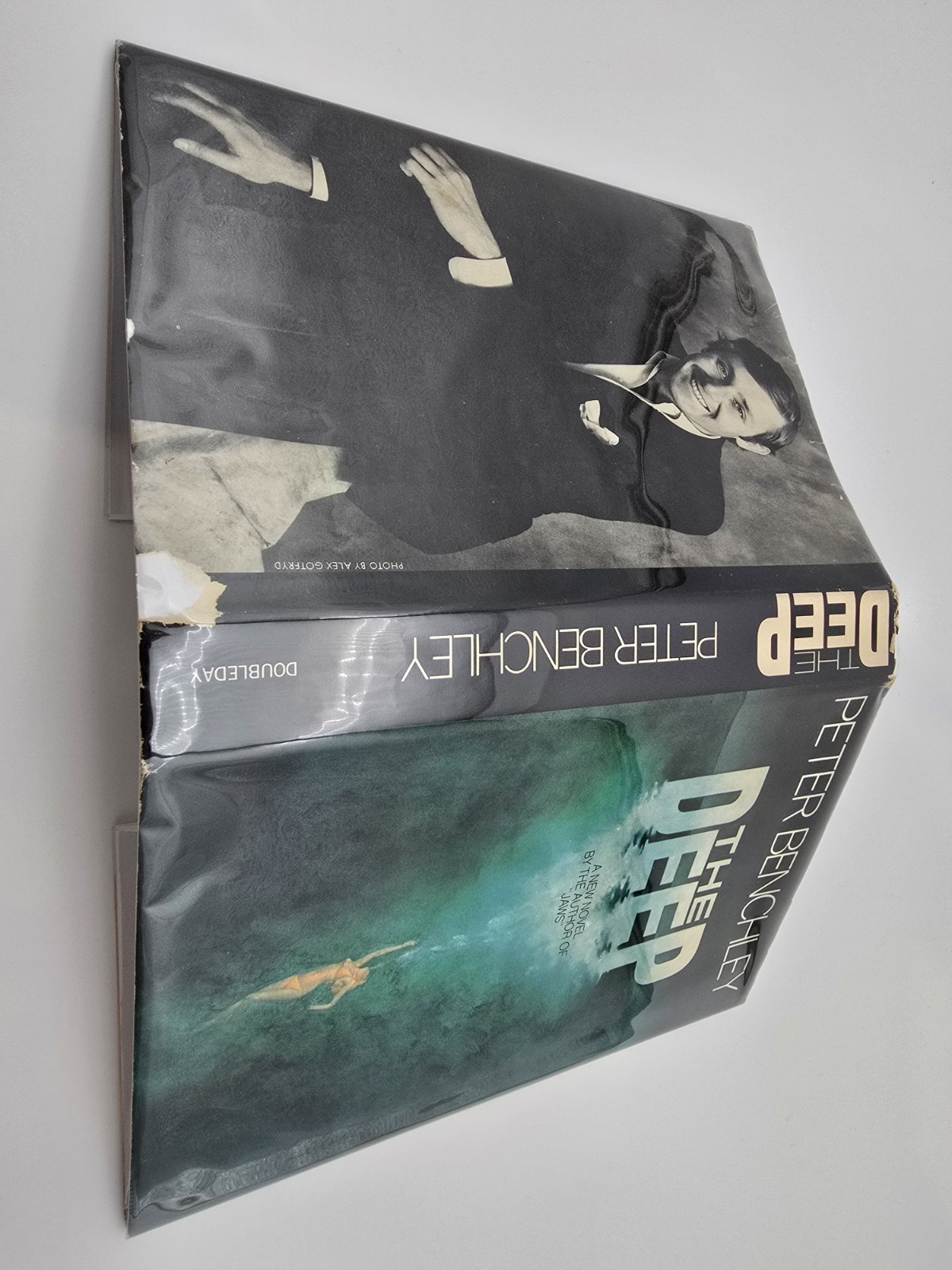 The Deep by Peter Benchley, 1st Edition, 1st Printing, HC DJ