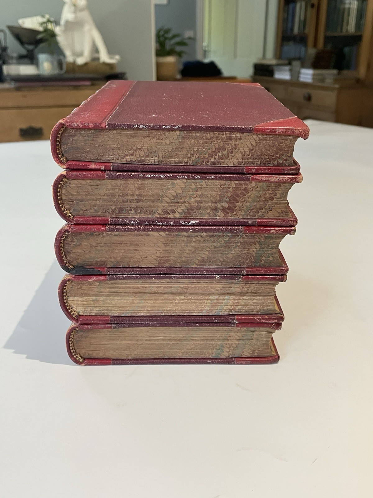 5x Half Leather Volumes Of Charles Dickens Pickwick Papers, Great Expectations
