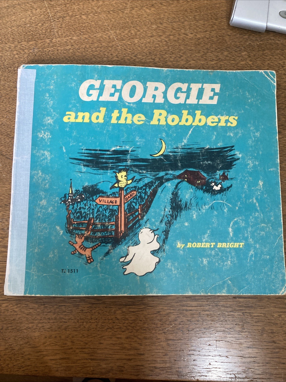 Georgie & The Robbers Vintage Halloween Children’s Book 1963 Scholastic 1973 5th