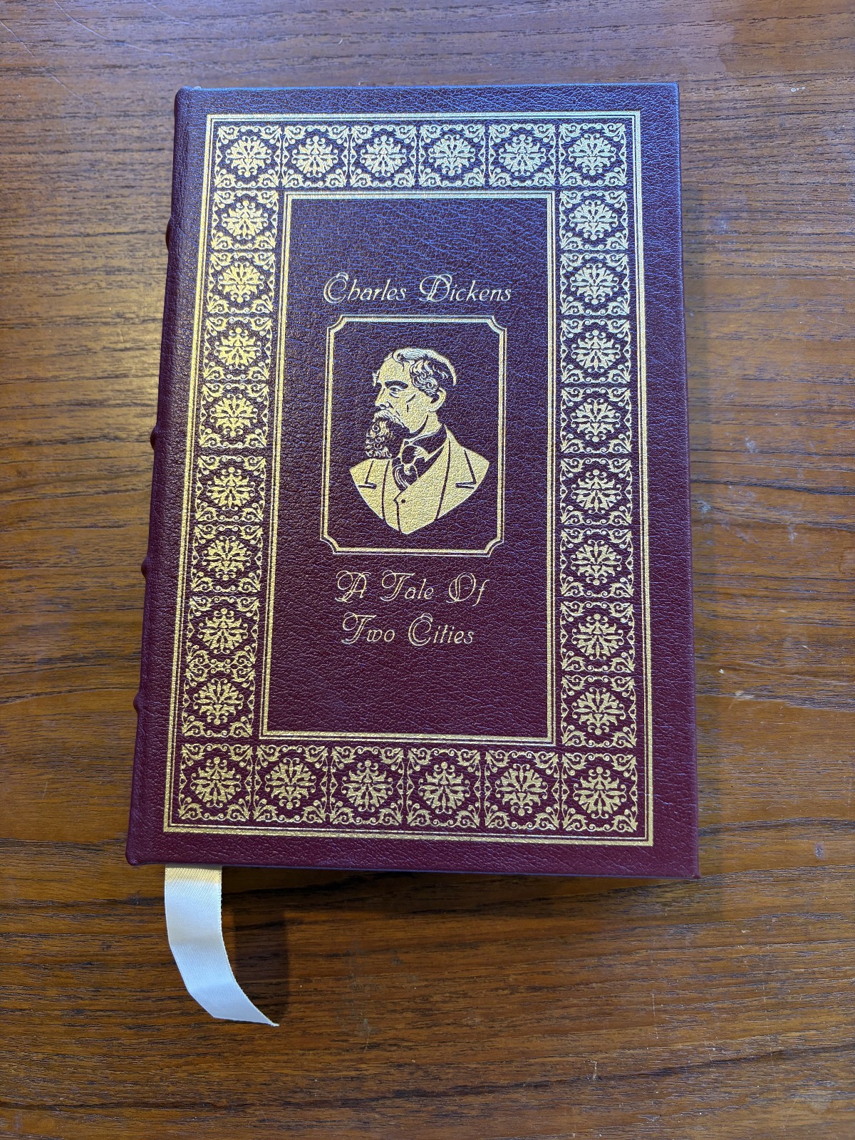 A Tale of Two Cities – Charles Dickens – Easton Press -LIKE NEW