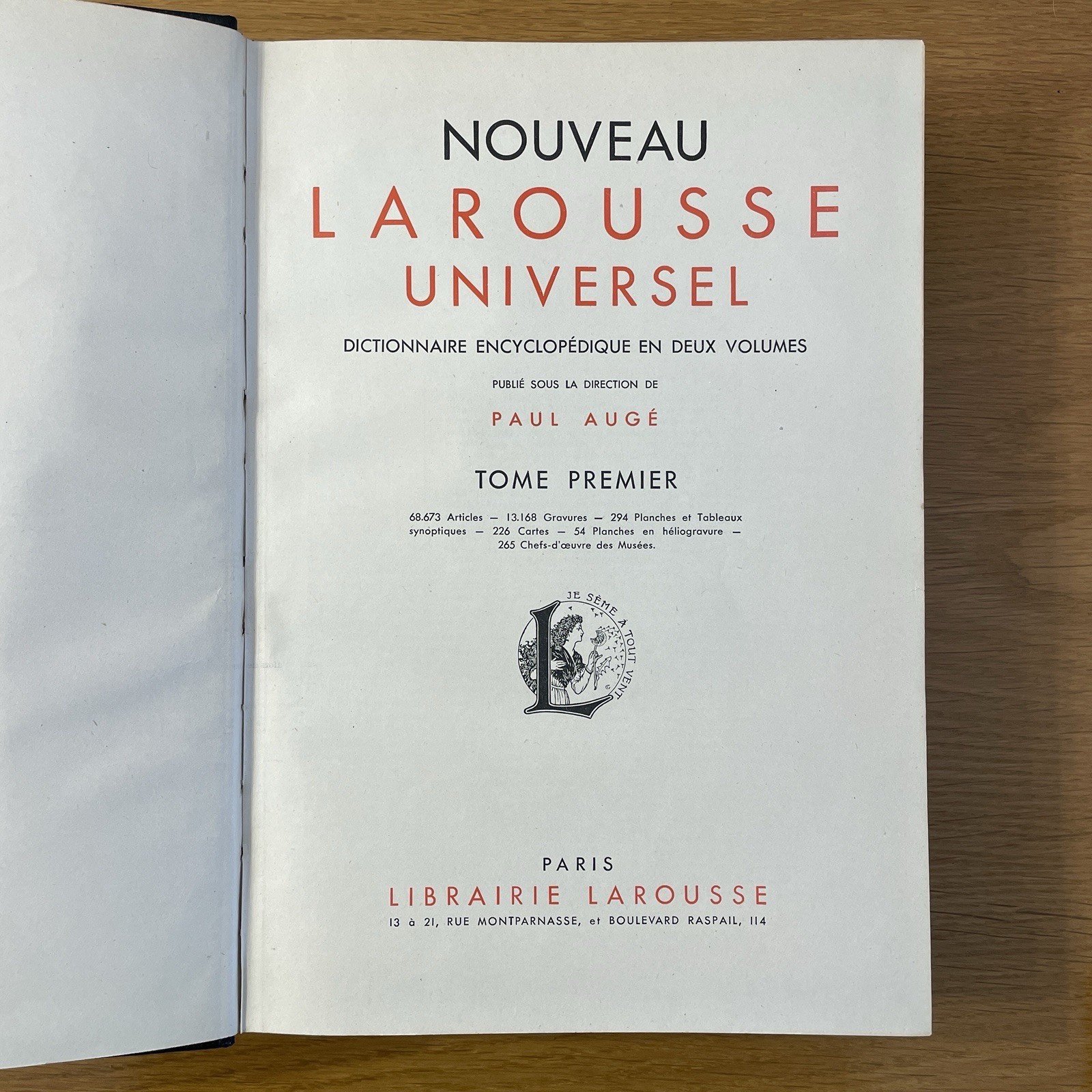 NEW UNIVERSAL LAROUSSE (1948) – 2 VOLUMES – LUXURY EDITION – AGED LEATHER