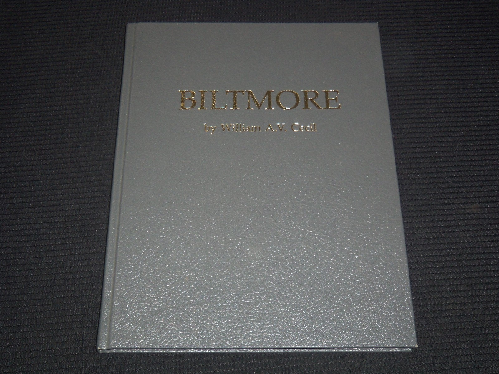 1975 BALTIMORE HARDCOVER BOOK BY WILLIAM A. V. CECIL – I 1803E