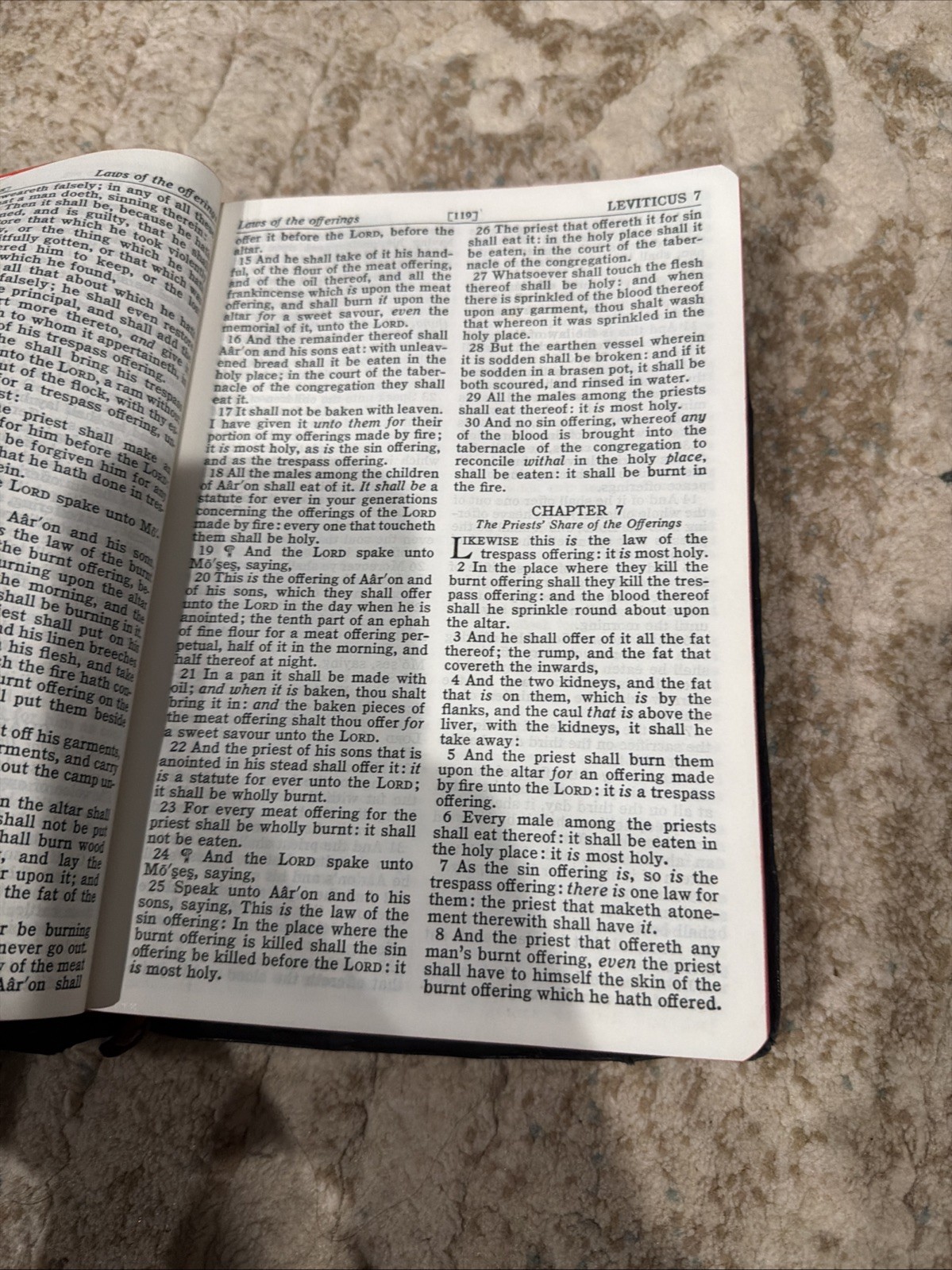 Holy Bible Self-Pronouncing Edition Leather Black – World Publishing Company